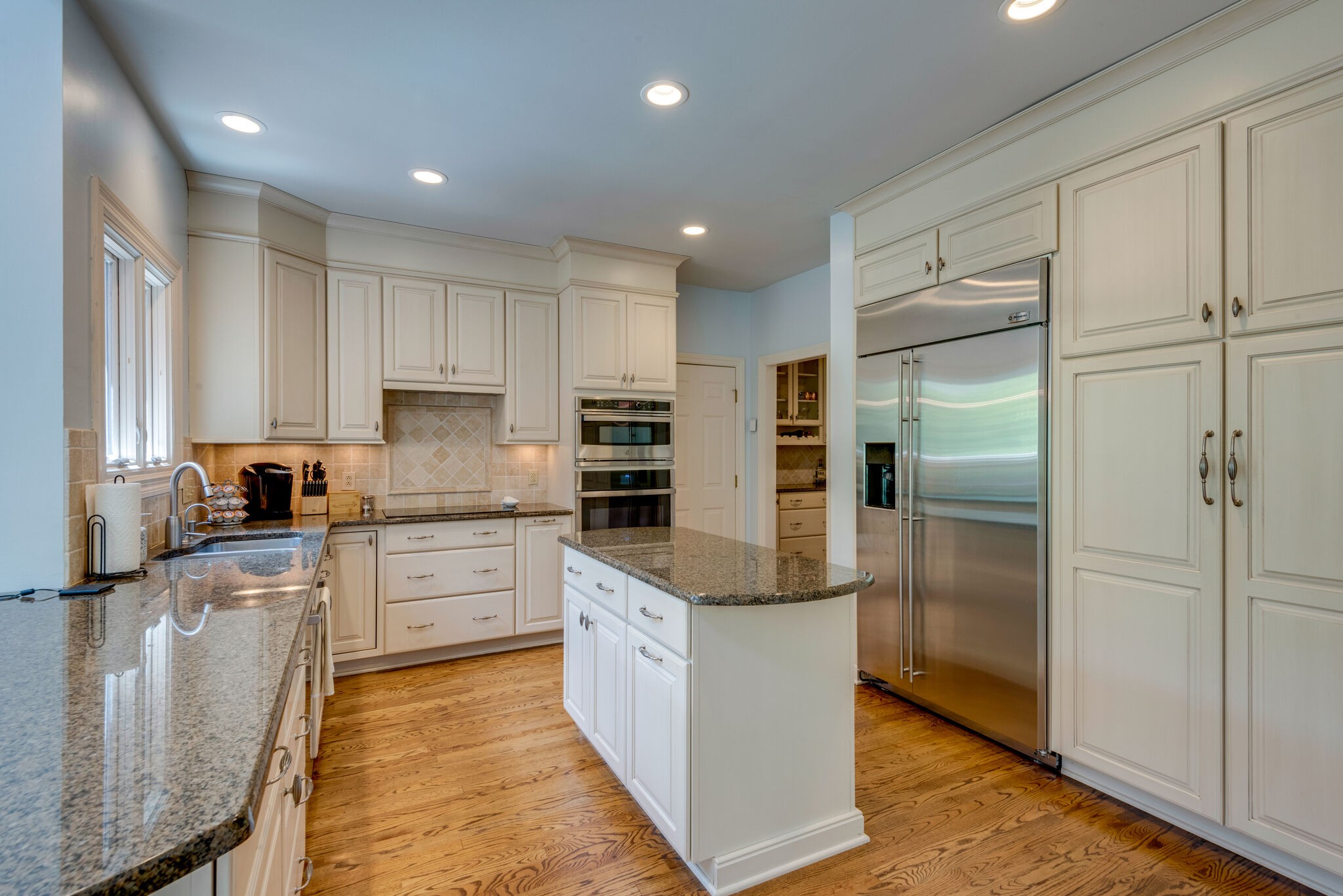 6306 Chickering Woods Dr