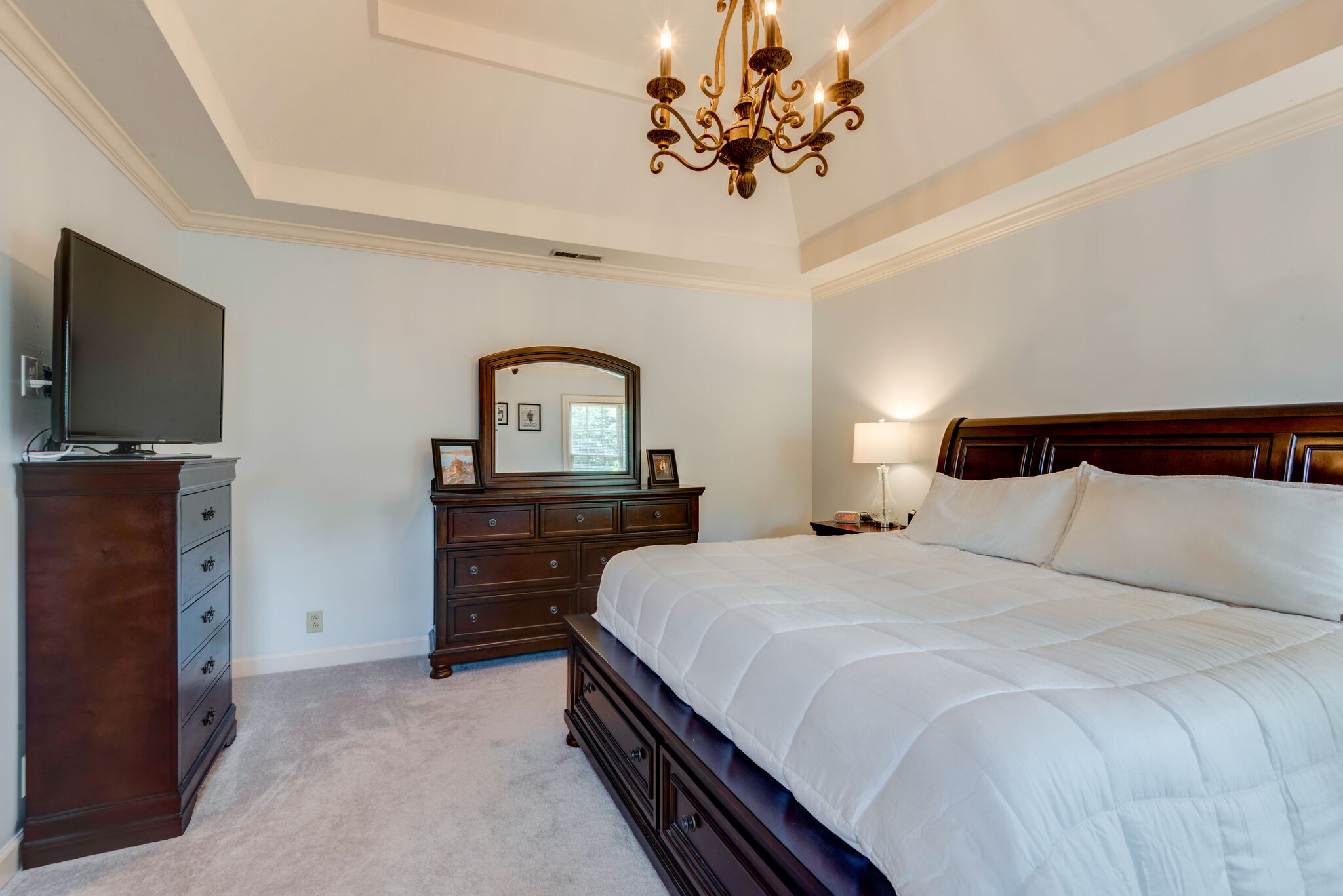 6306 Chickering Woods Dr