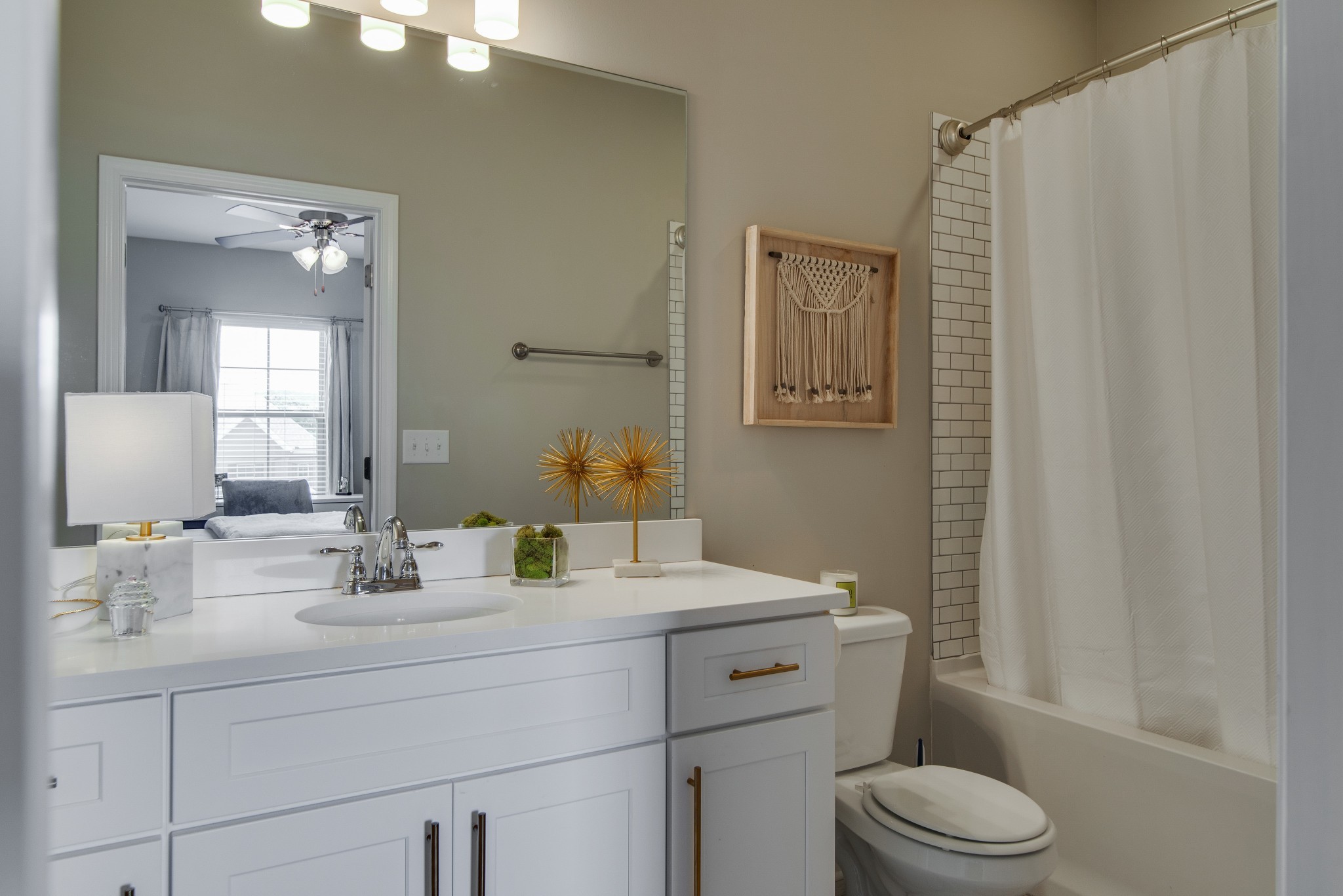 730 Old Hickory Blvd Unit: 204