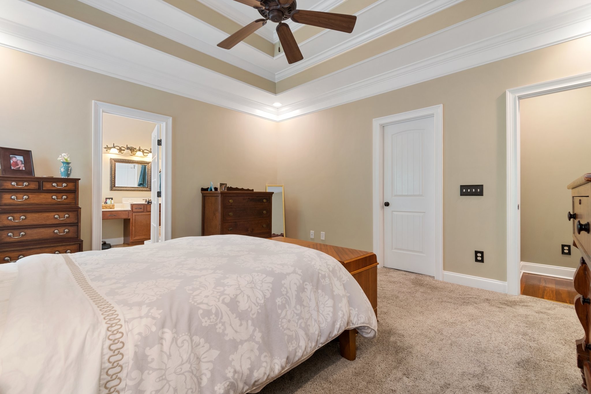 1060 Alice Springs Cir