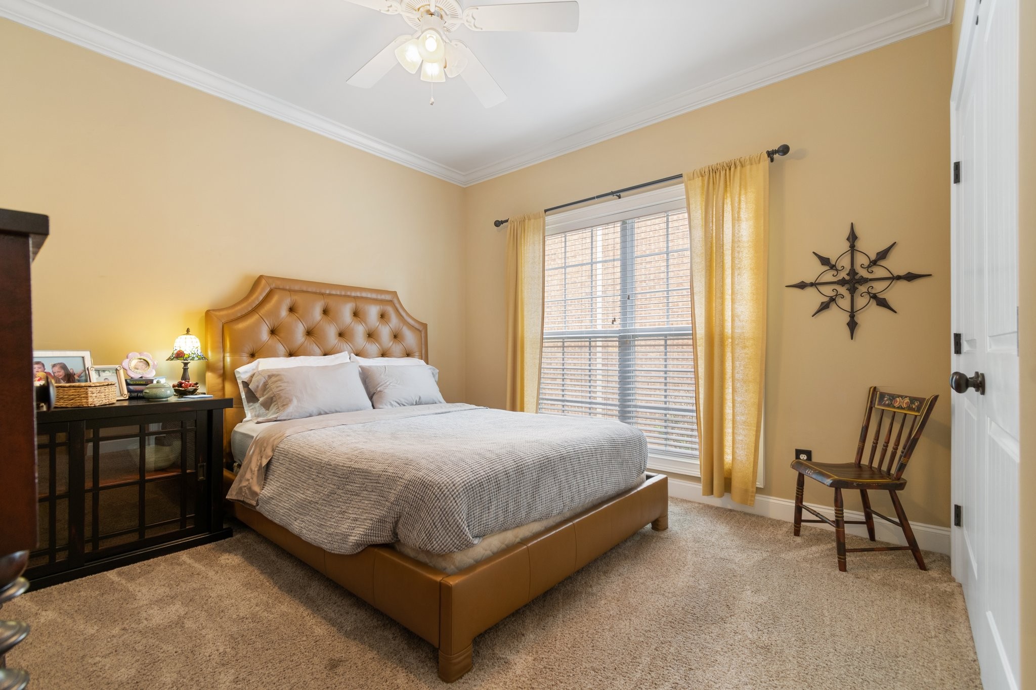 1060 Alice Springs Cir