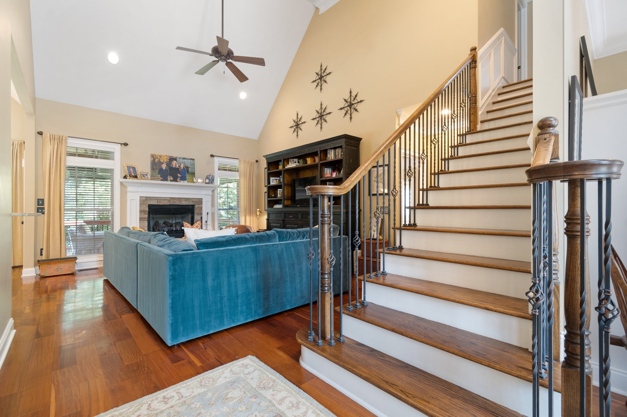 1060 Alice Springs Cir