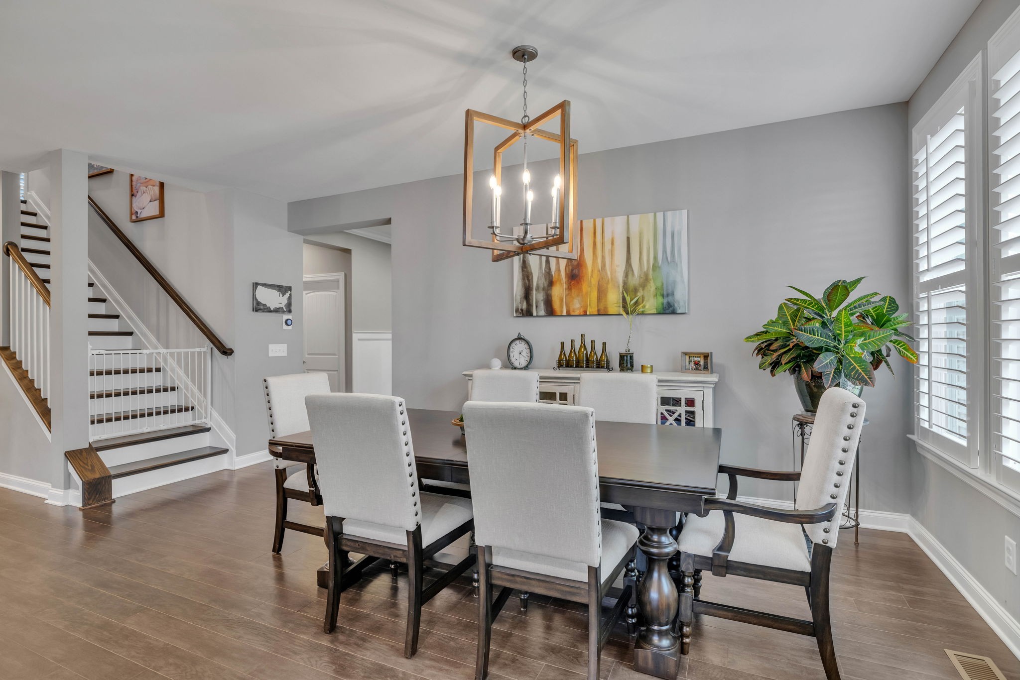 330 Crescent Moon Cir