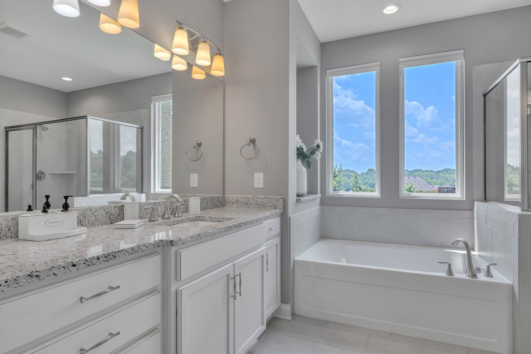 330 Crescent Moon Cir