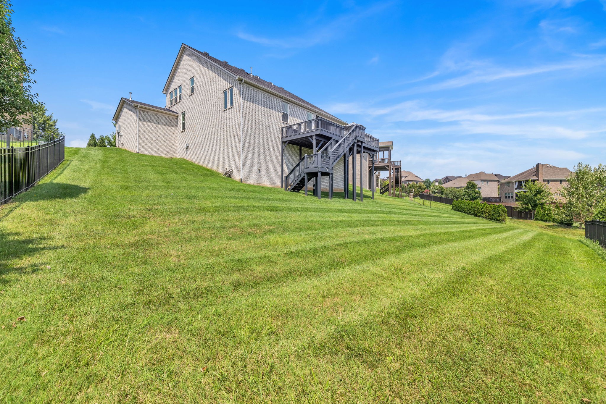 330 Crescent Moon Cir