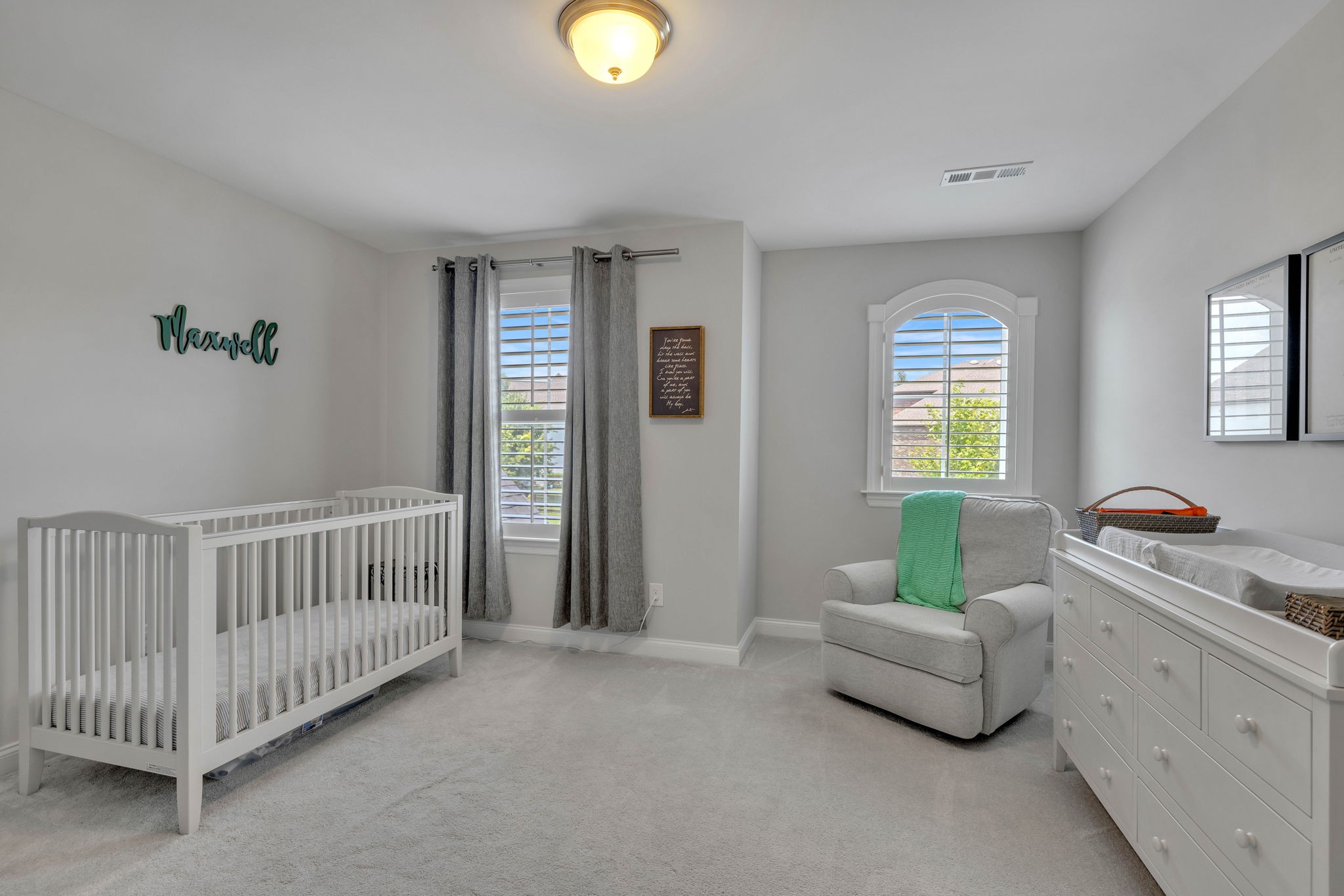 330 Crescent Moon Cir