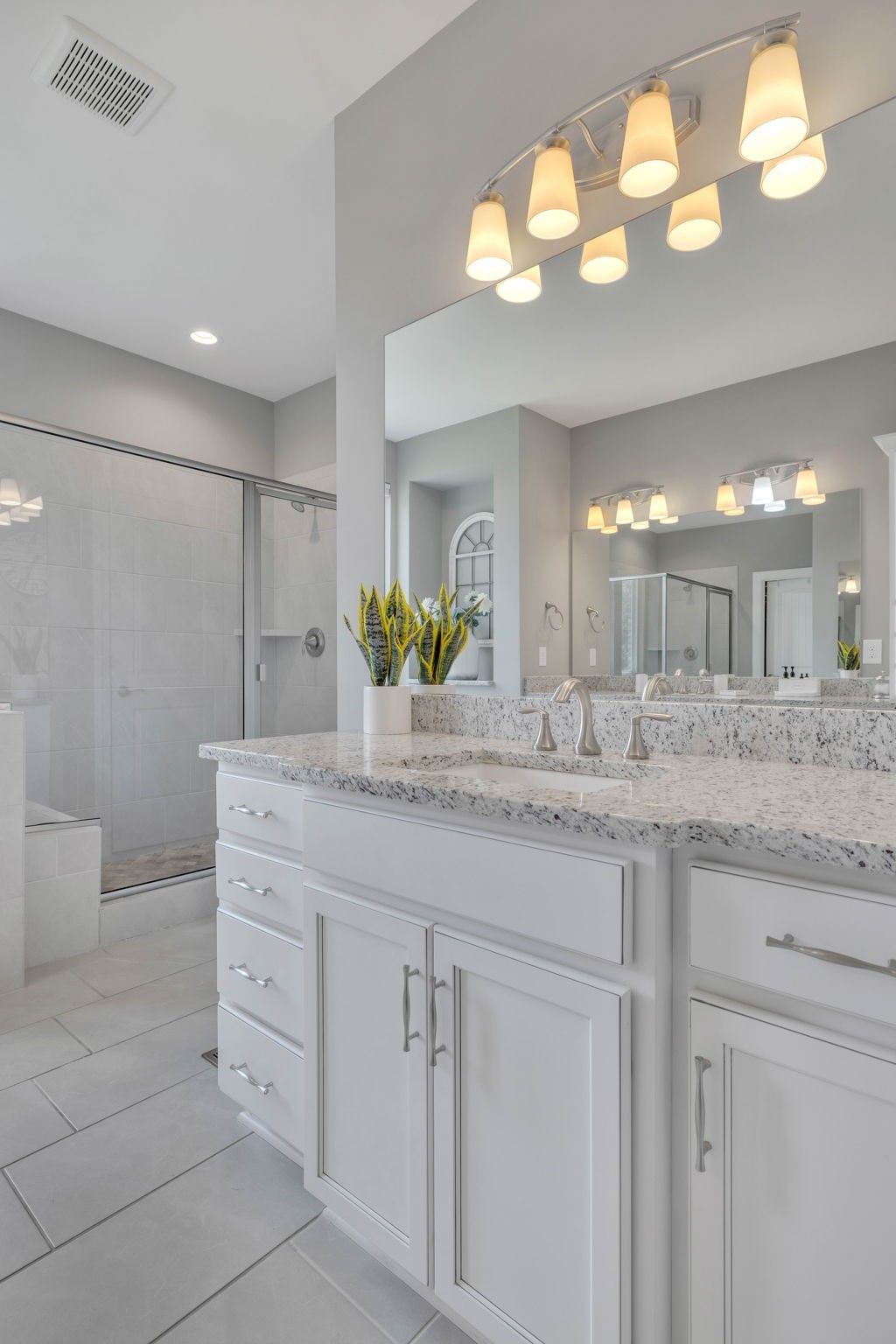 330 Crescent Moon Cir