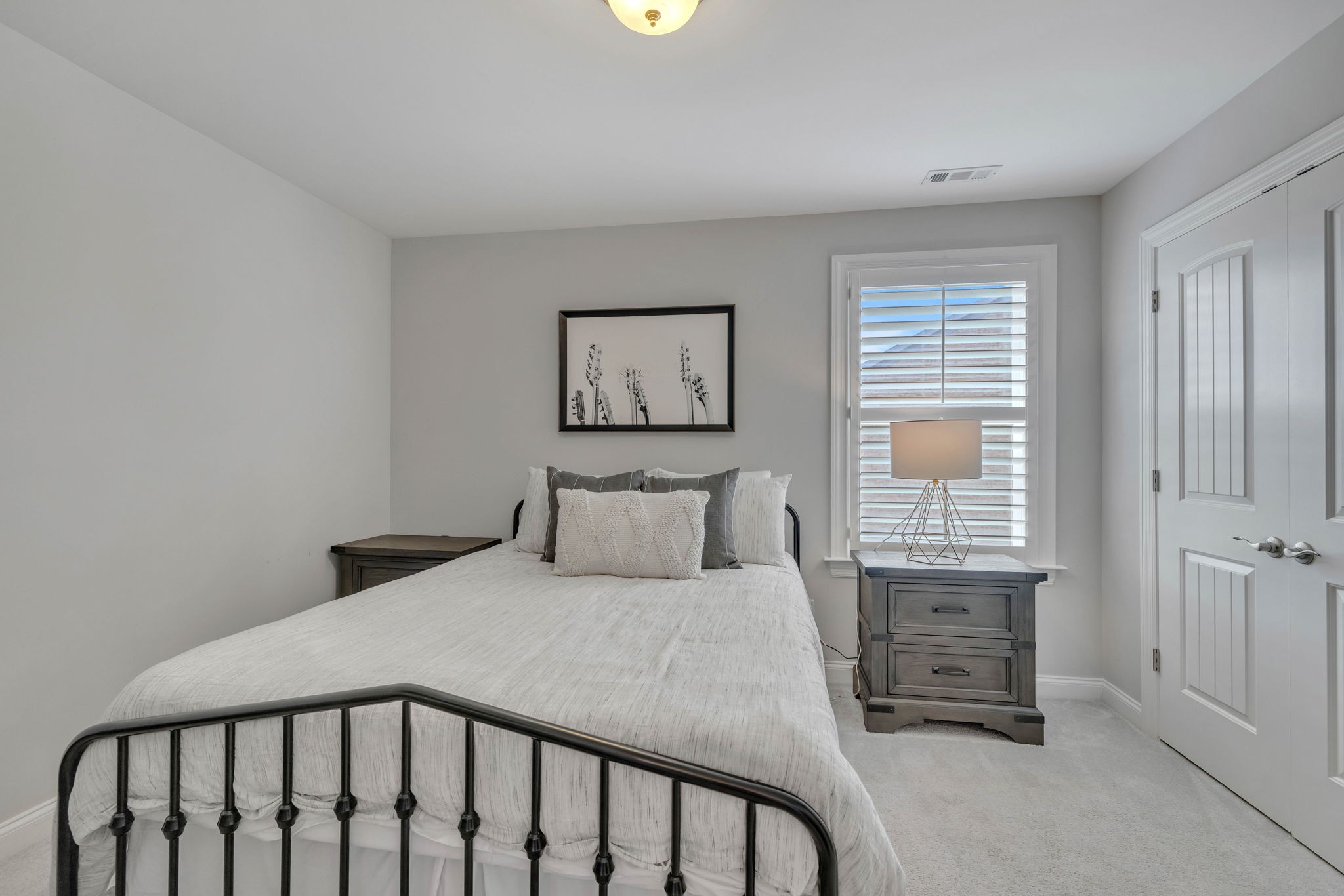 330 Crescent Moon Cir