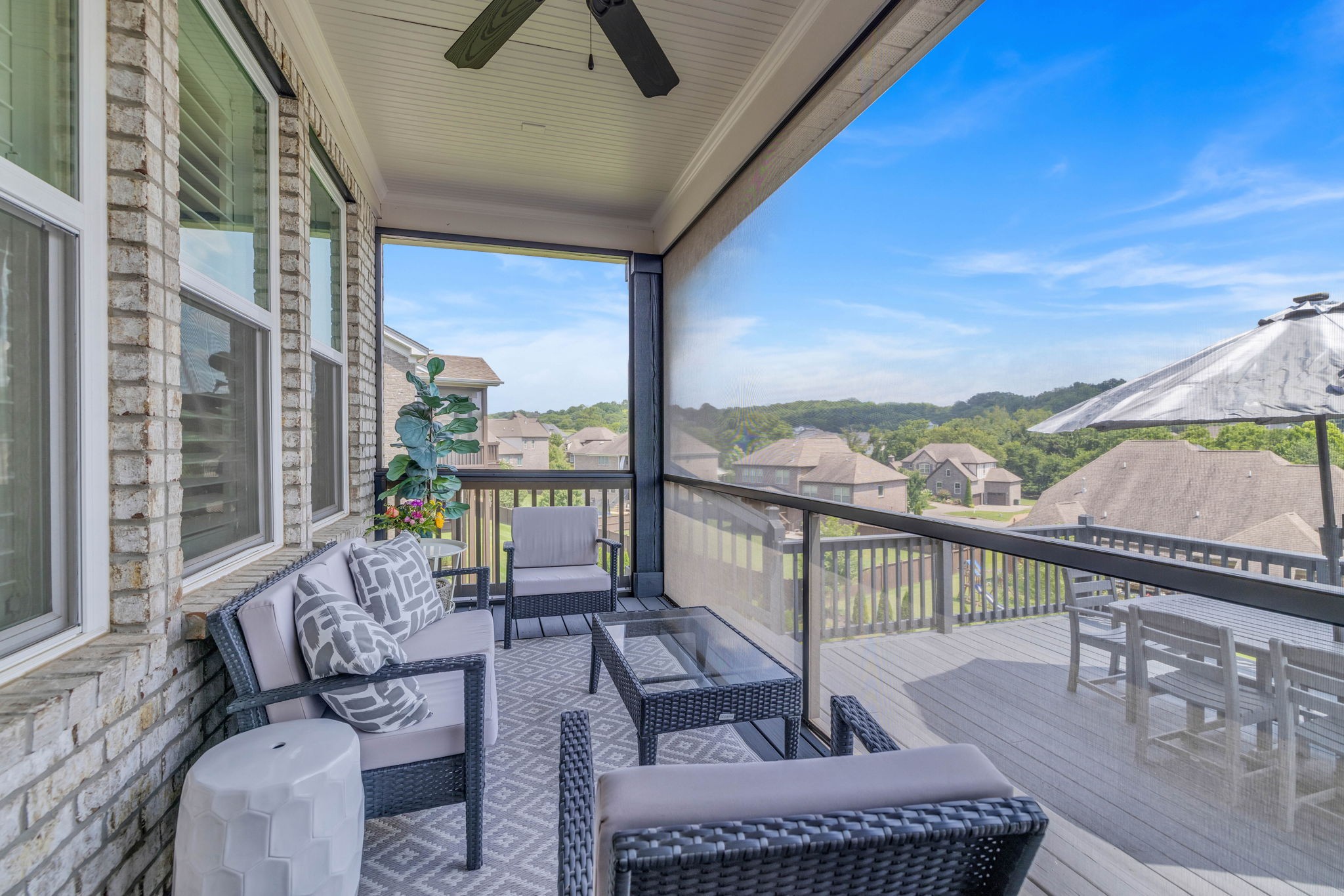 330 Crescent Moon Cir