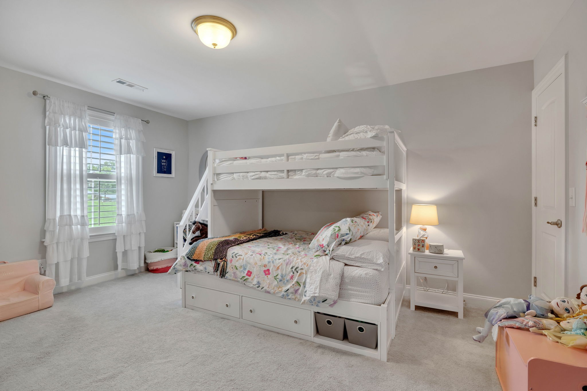 330 Crescent Moon Cir