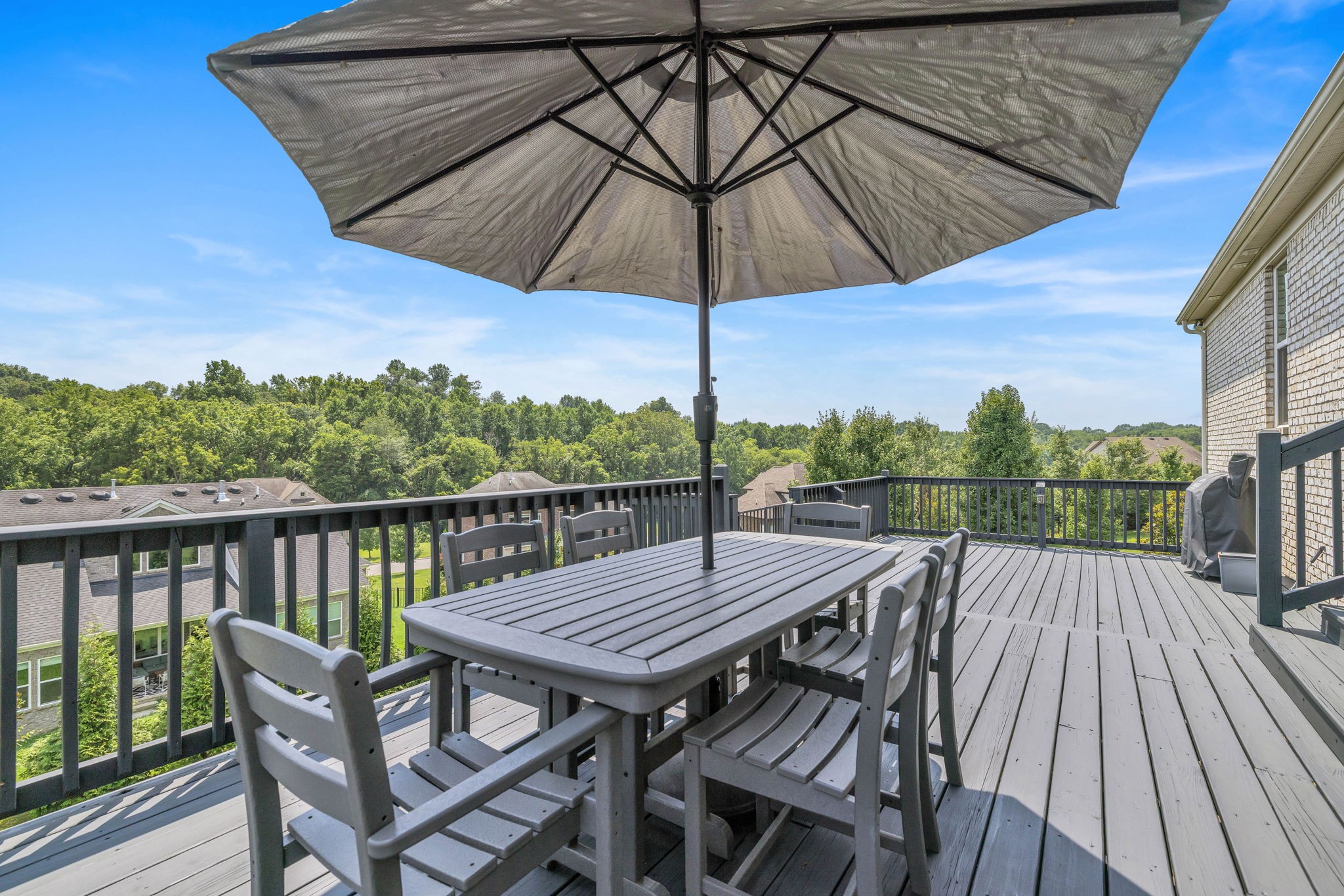 330 Crescent Moon Cir