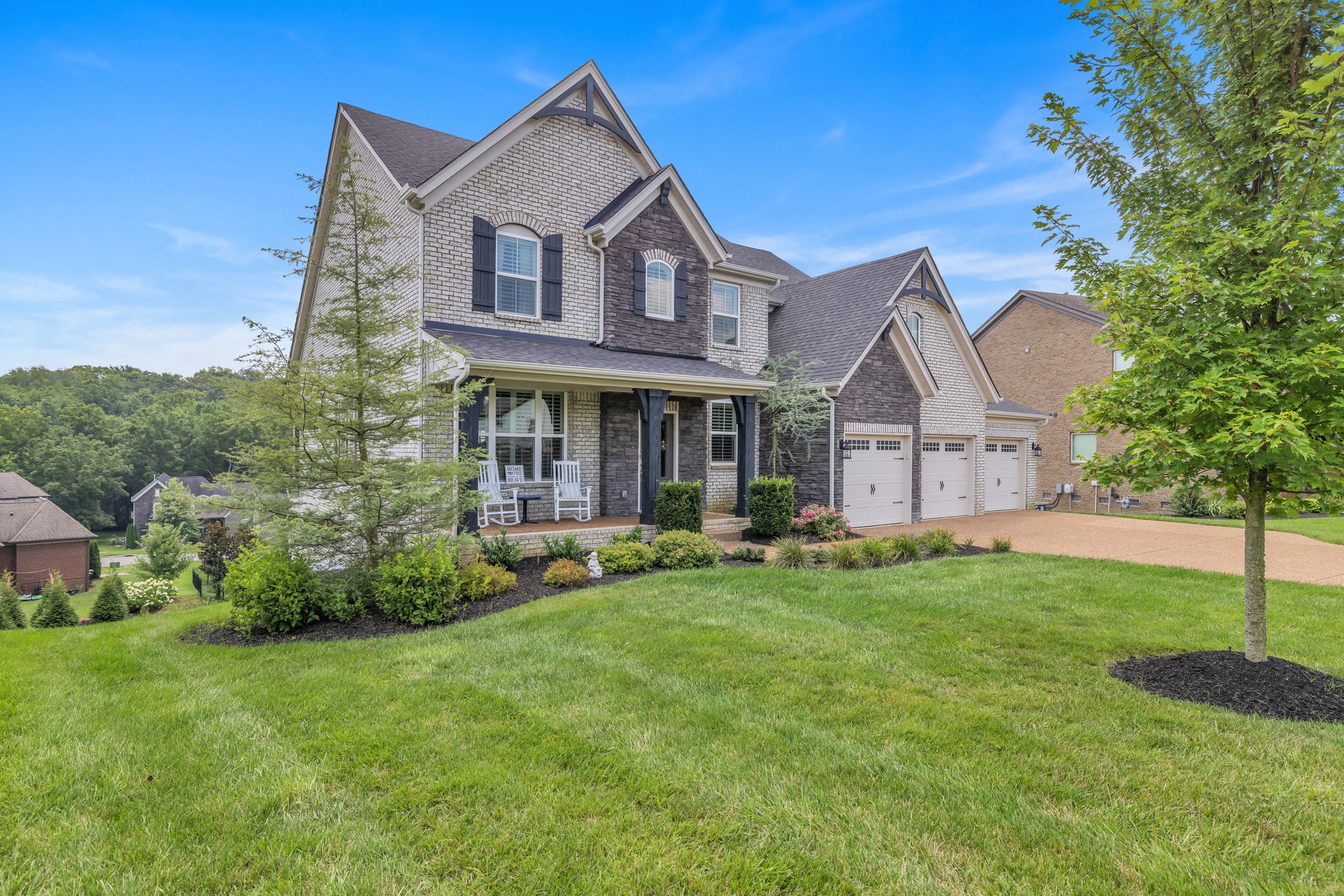 330 Crescent Moon Cir