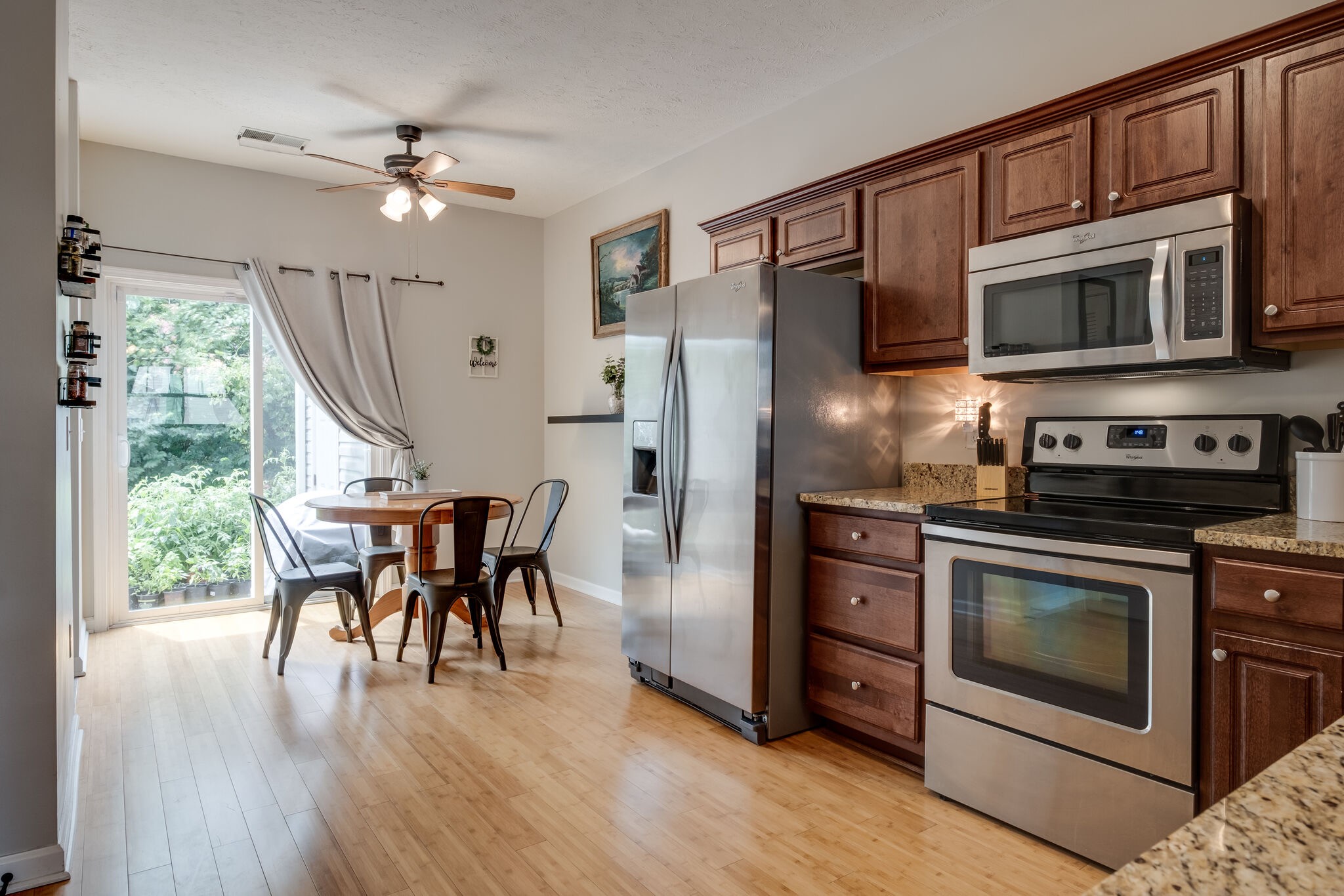 1037 Capital Funds Ct