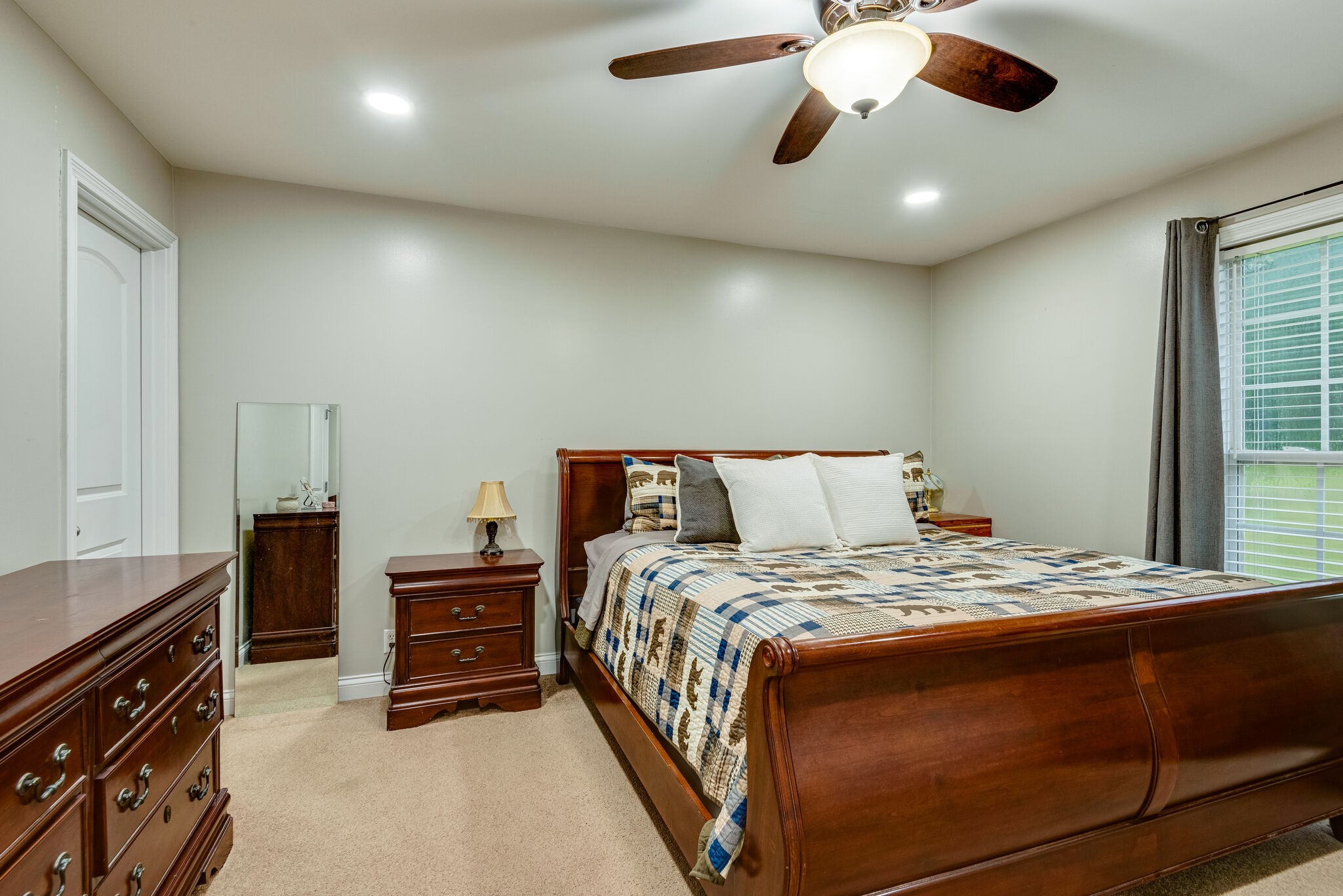 6836 Primm Springs Rd