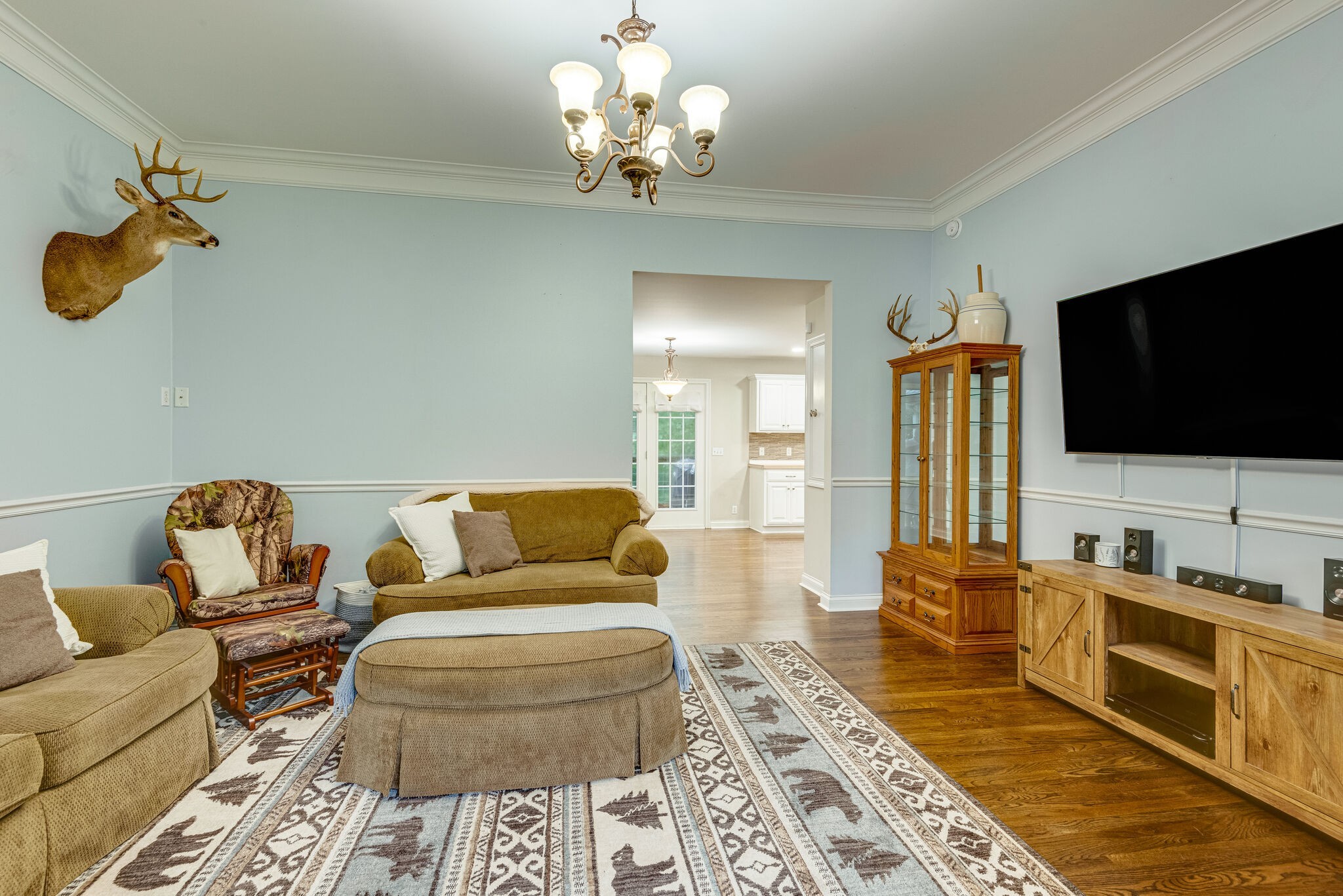 6836 Primm Springs Rd