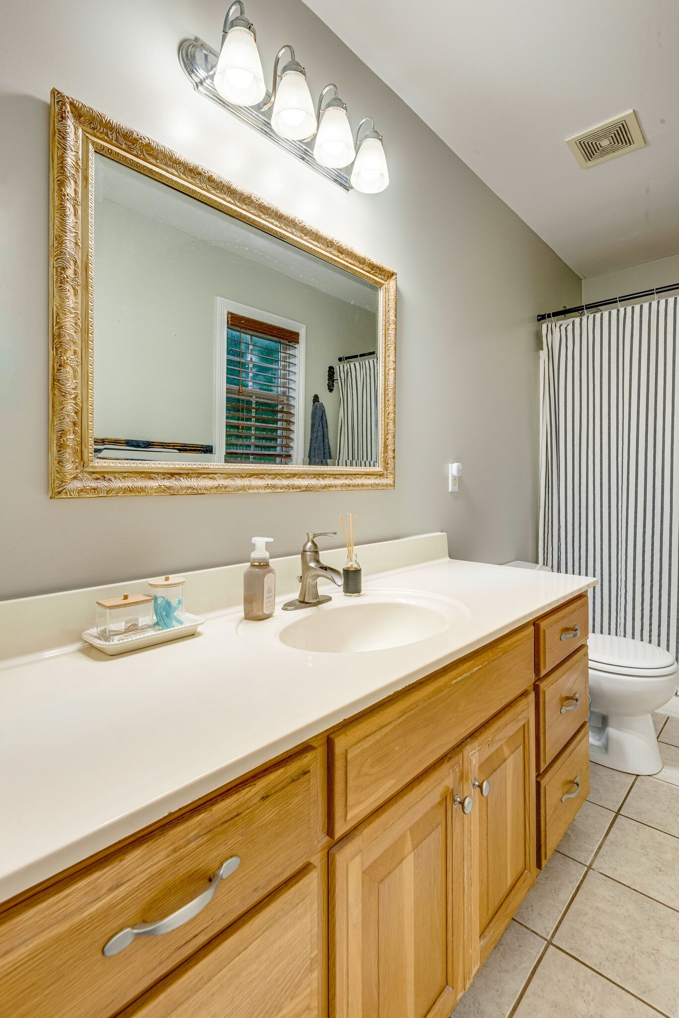 6836 Primm Springs Rd