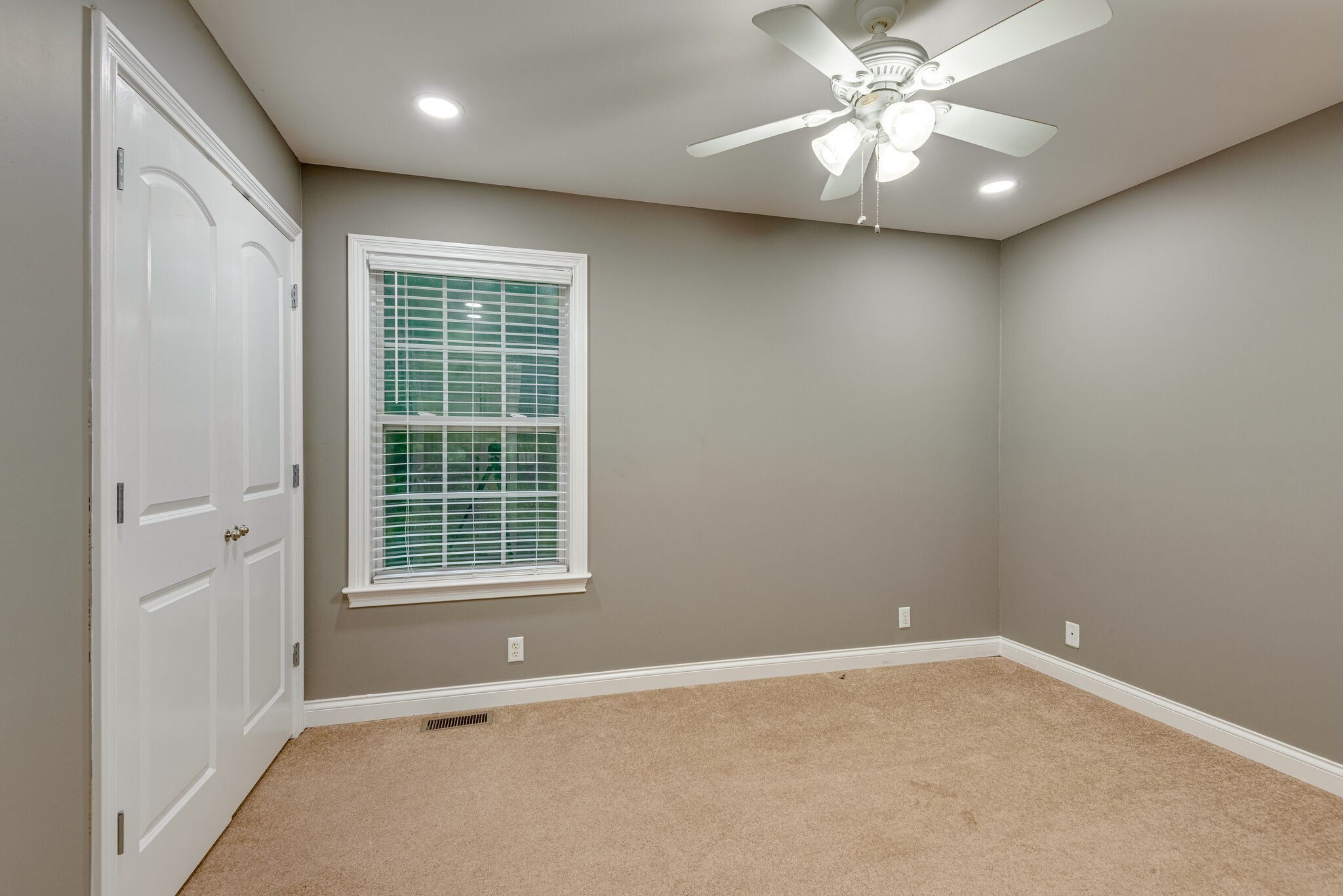 6836 Primm Springs Rd