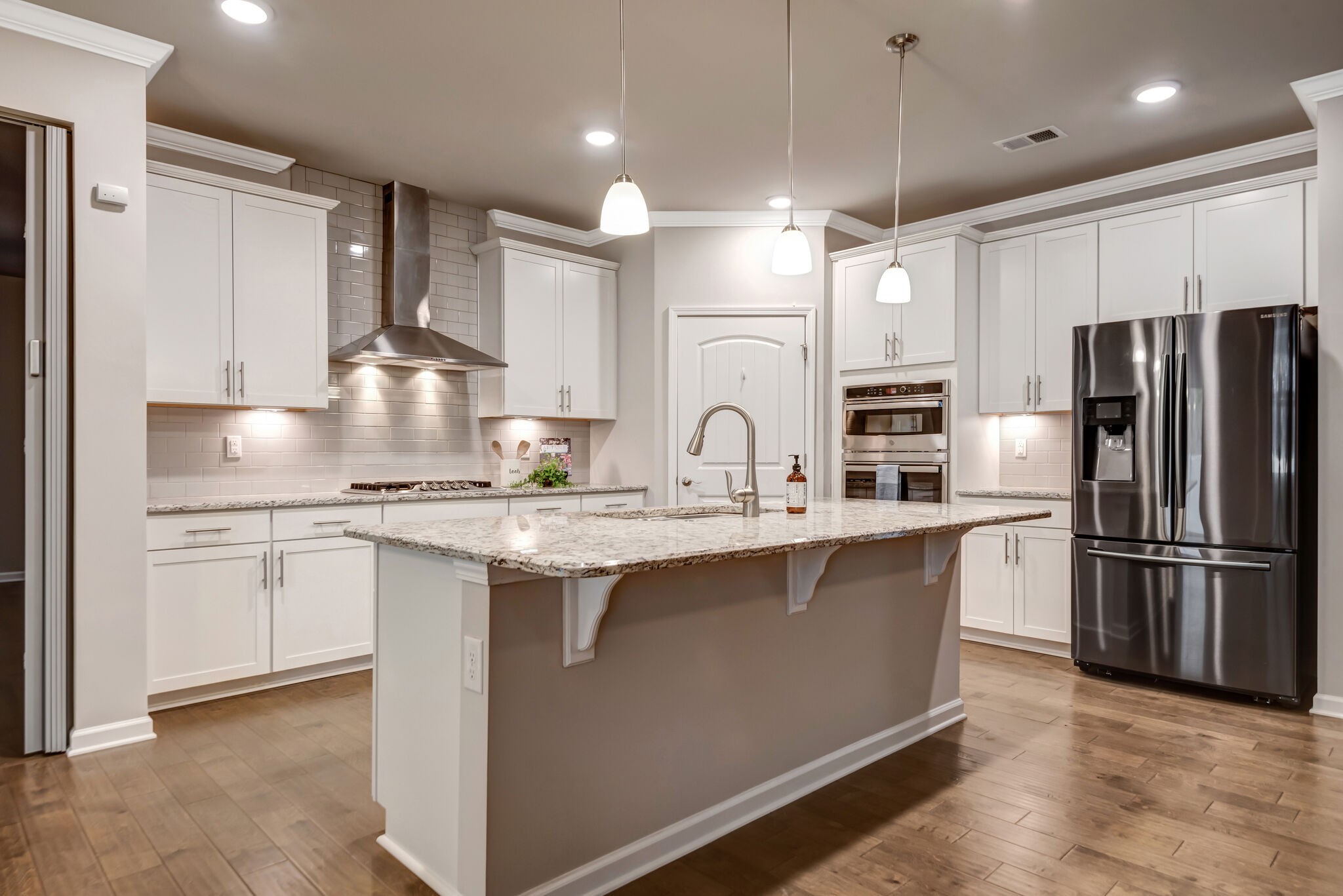 1024 Webbs Retreat Ln