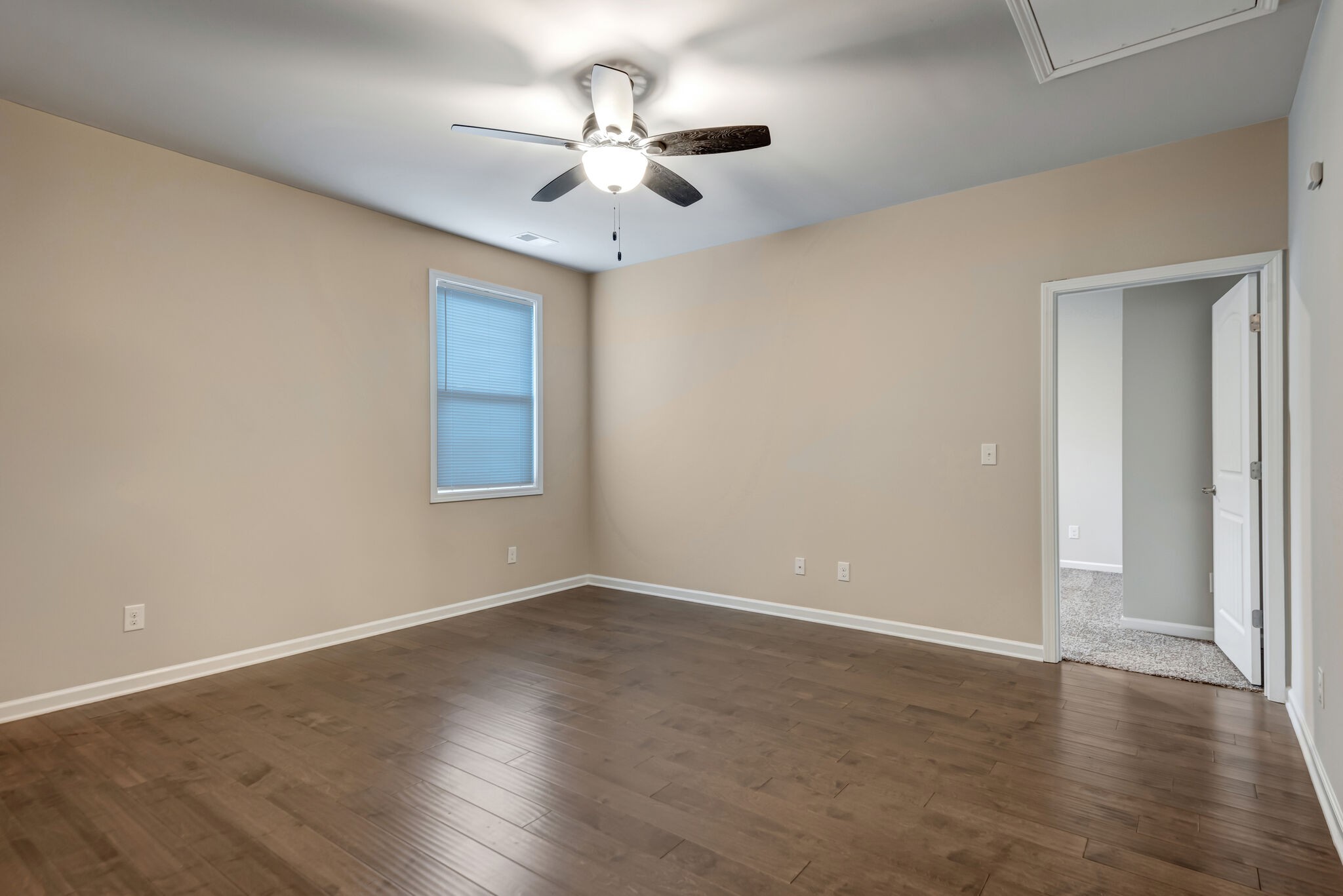 1024 Webbs Retreat Ln