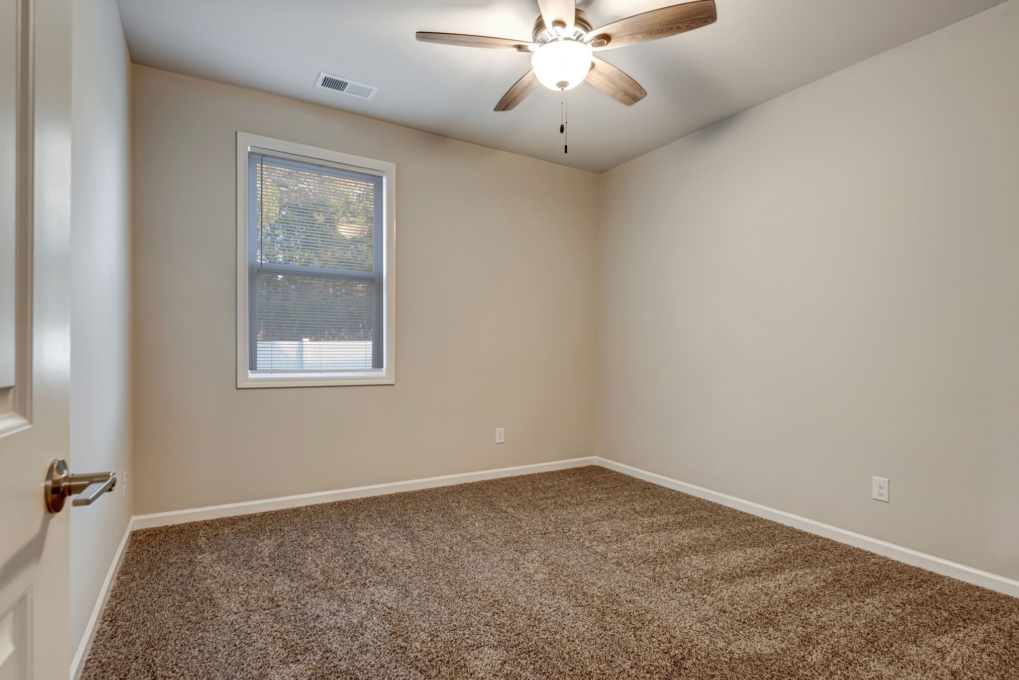 1024 Webbs Retreat Ln