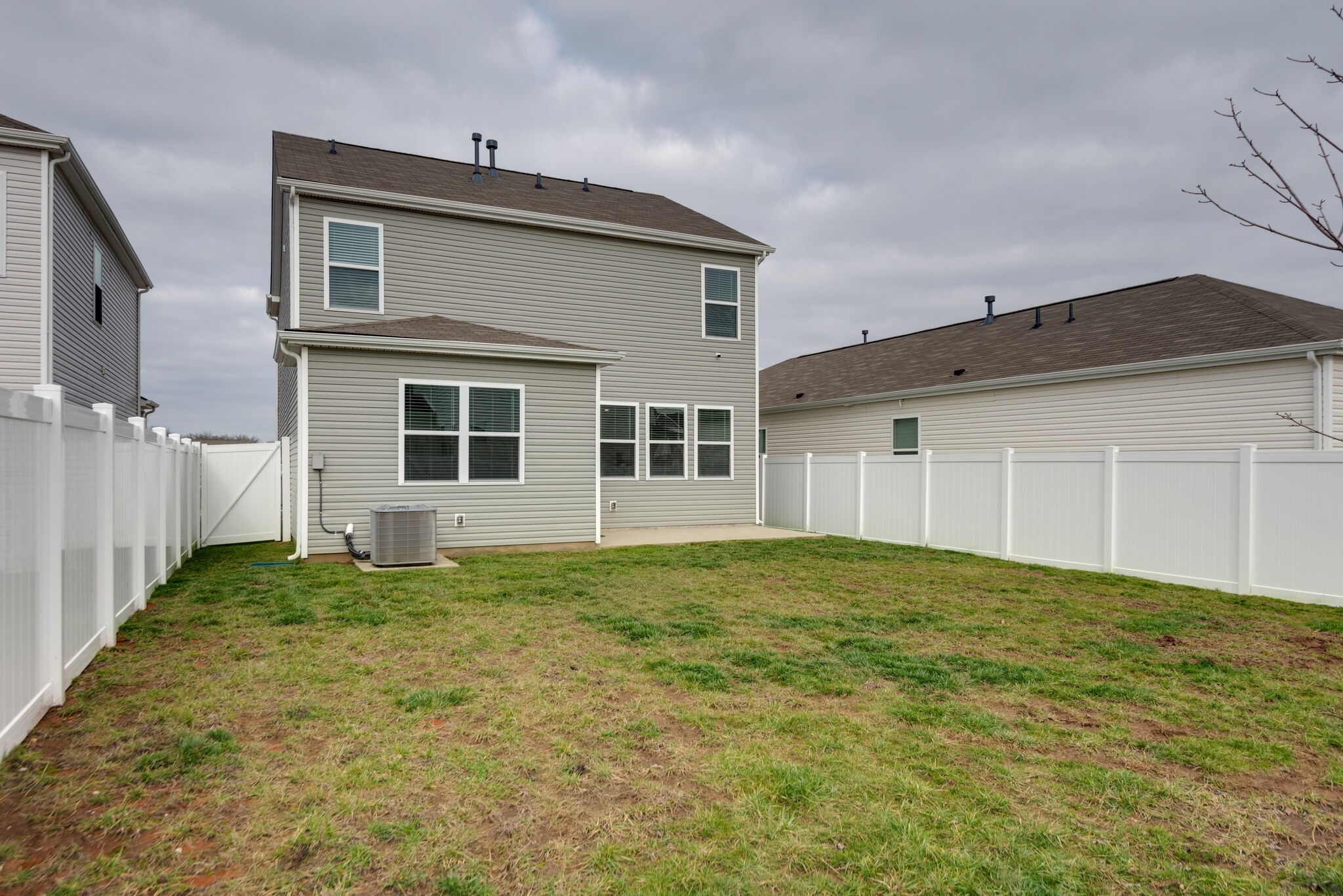 7708 Stapleton Chase Dr