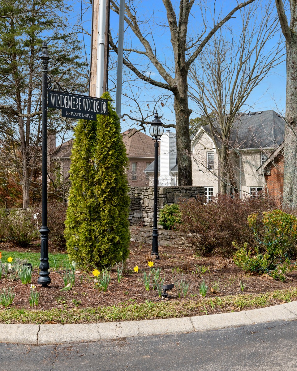 301 Windemere Woods Dr