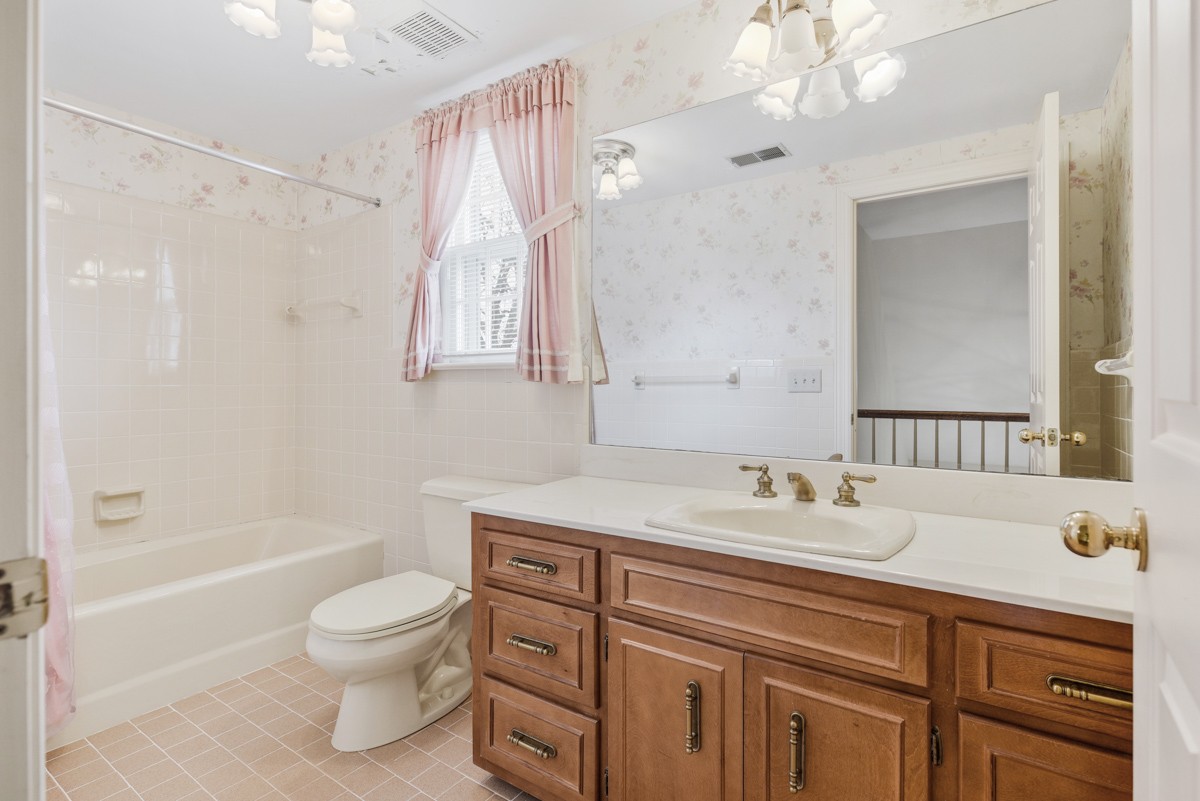 301 Windemere Woods Dr