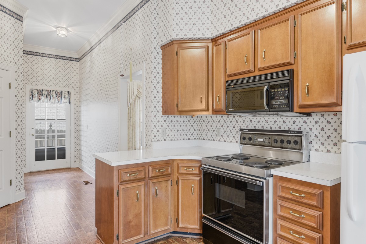 301 Windemere Woods Dr