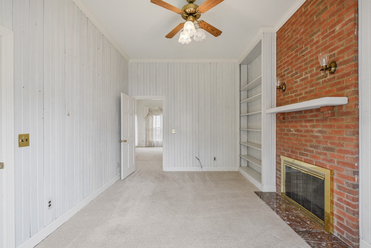 301 Windemere Woods Dr