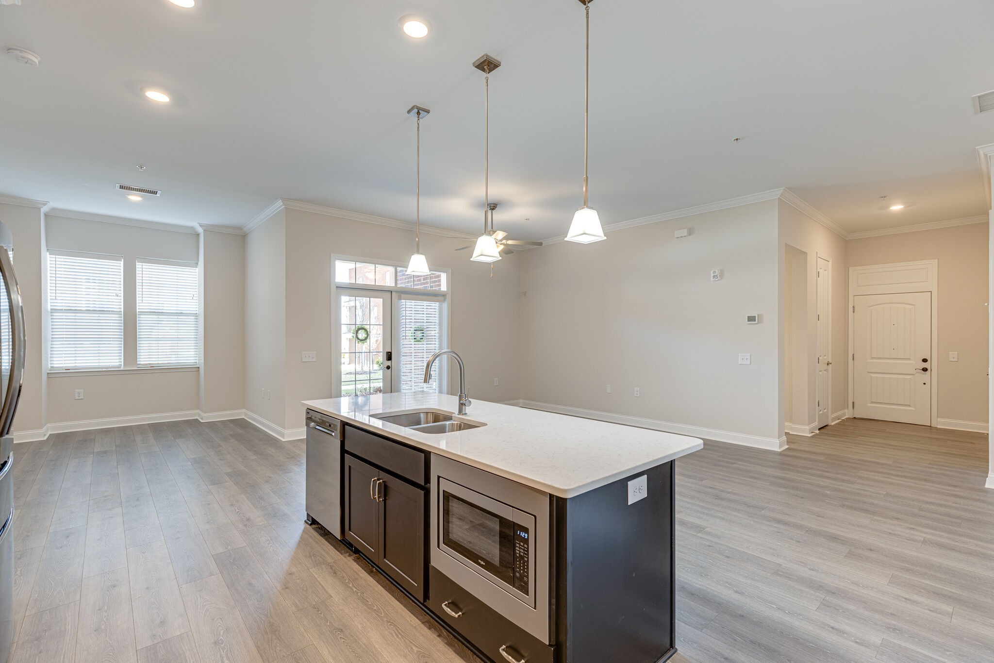 2089 Branford Pl Unit: 102