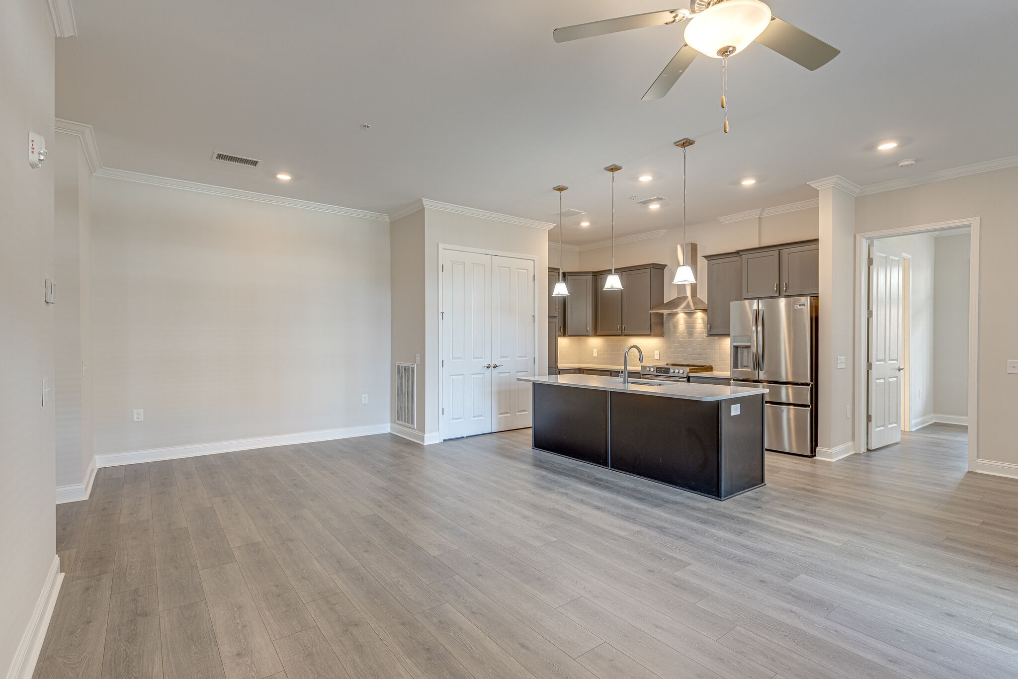 2089 Branford Pl Unit: 102