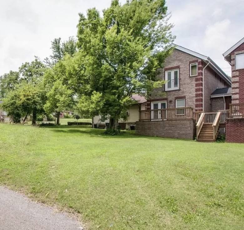 928 33rd Ave, N Unit: A