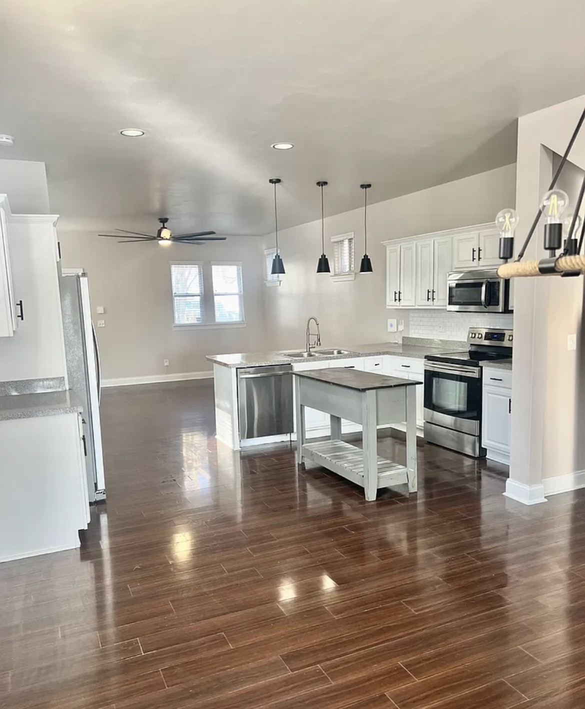 928 33rd Ave, N Unit: A