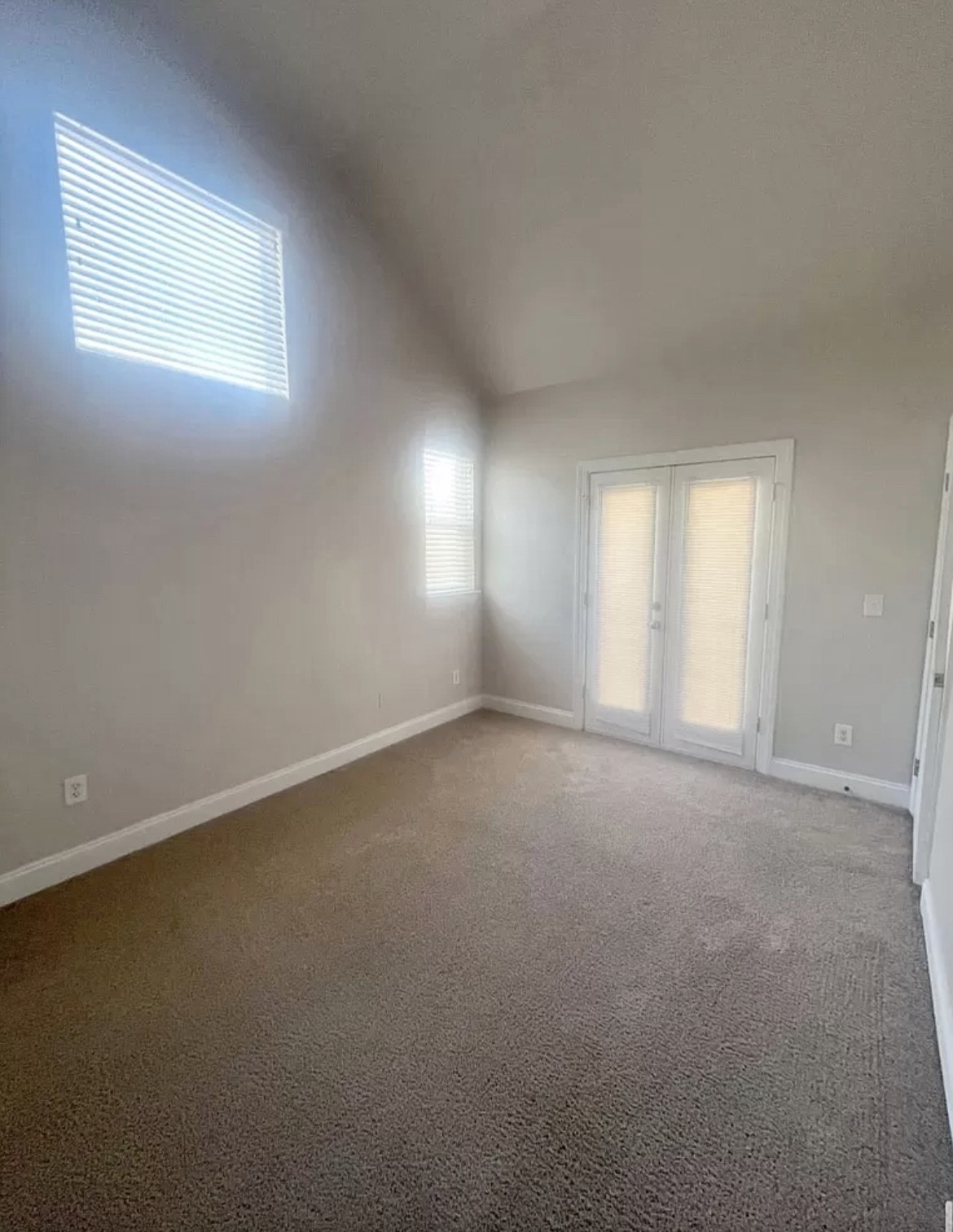 928 33rd Ave, N Unit: A