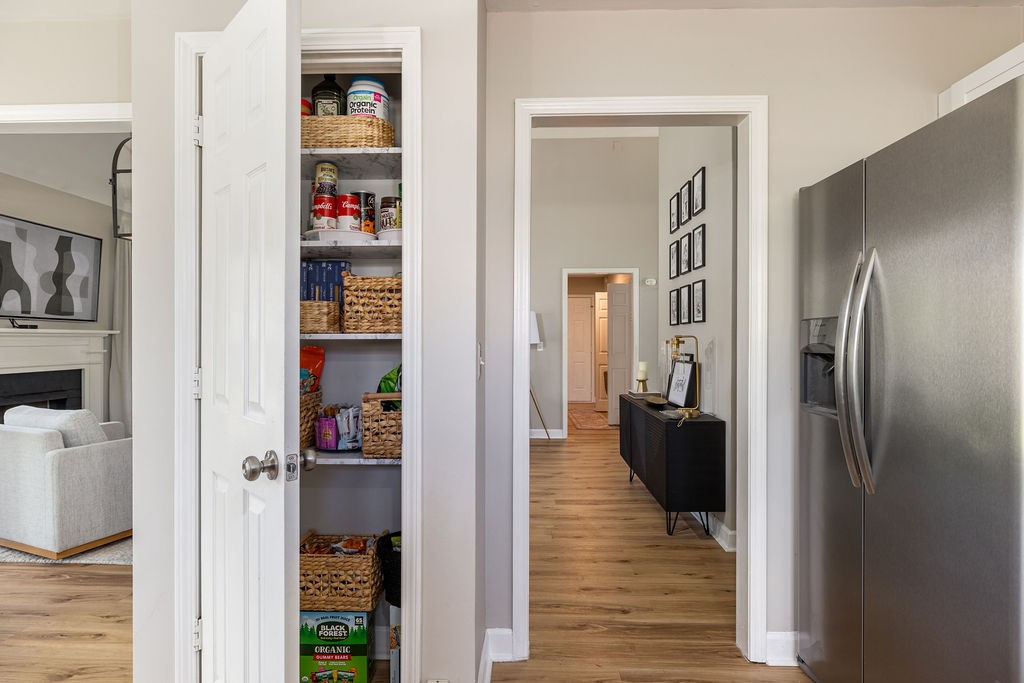 1100 Summerville Cir