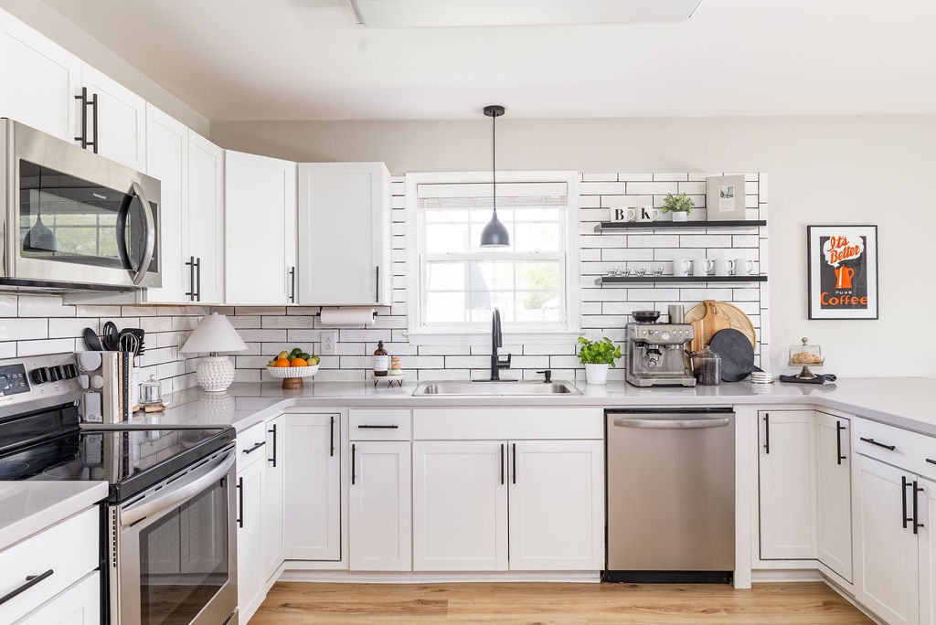 1100 Summerville Cir