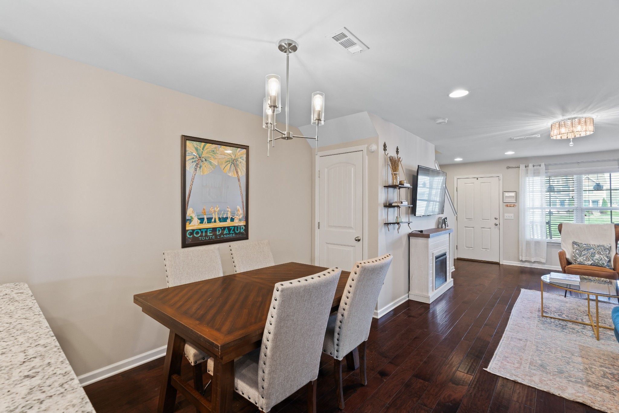 3103 Cedar Cottage Dr