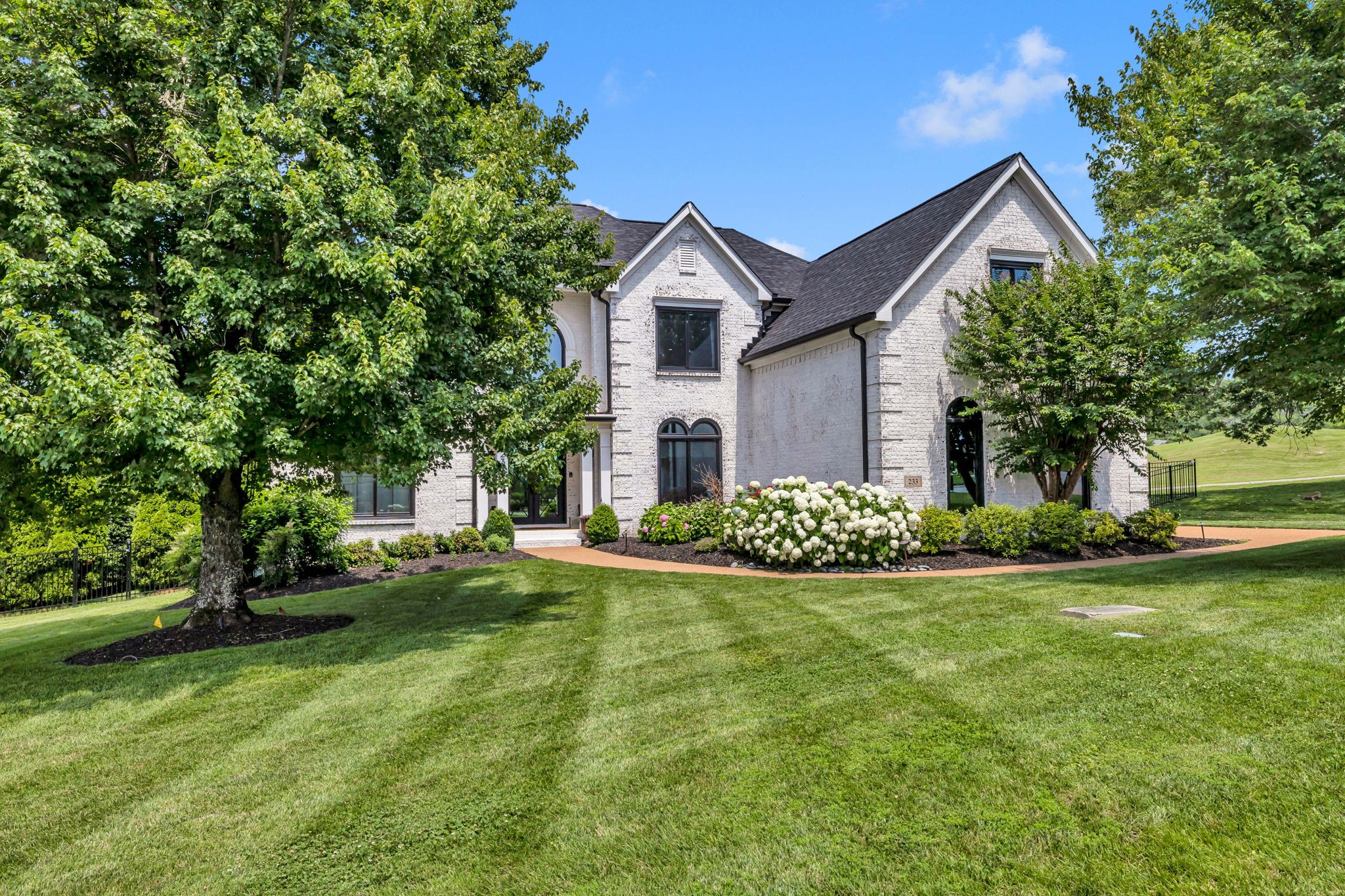 233 Gardenridge Dr