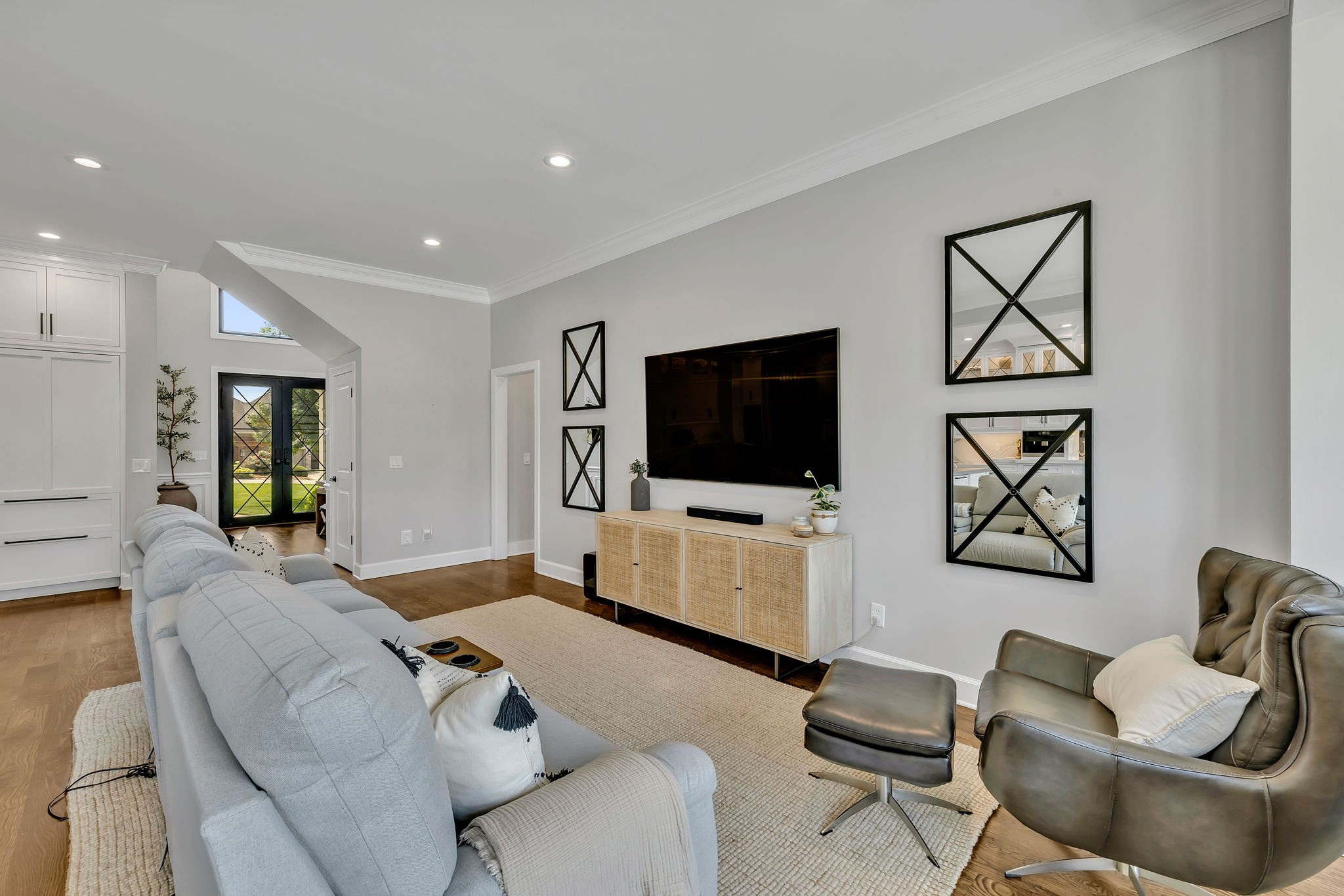233 Gardenridge Dr