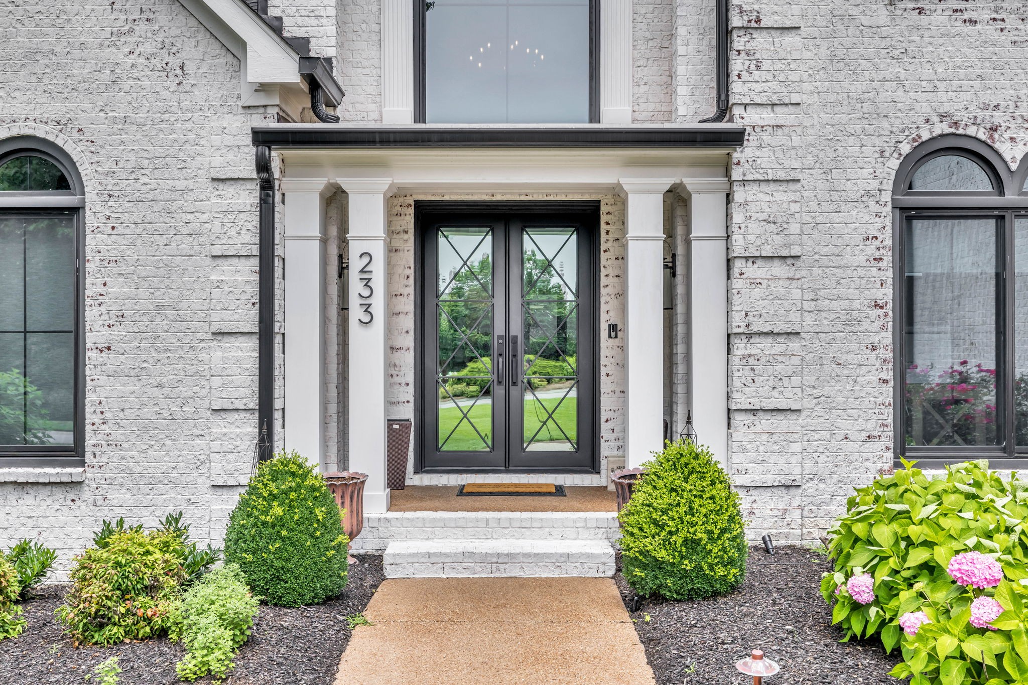 233 Gardenridge Dr