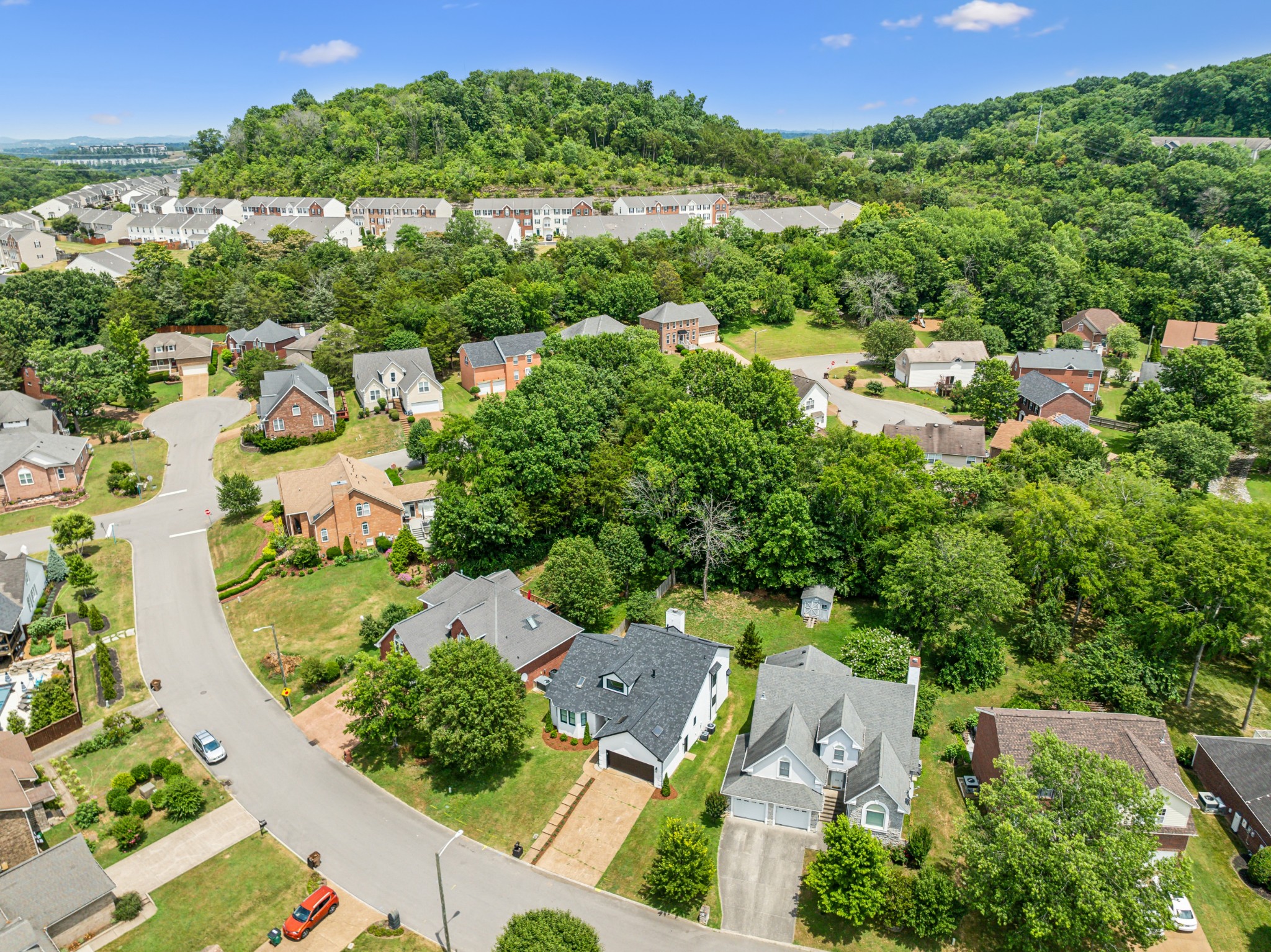 820 Cedar Crest Dr