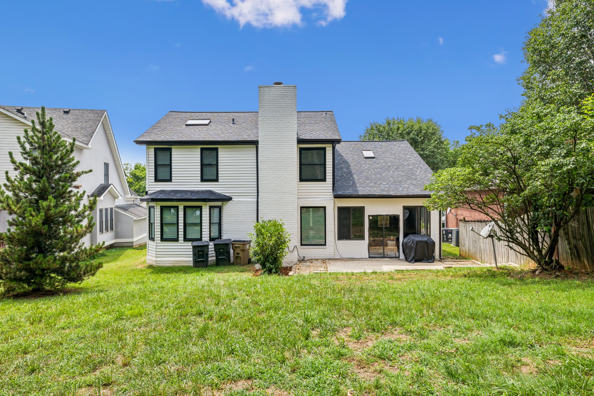 820 Cedar Crest Dr