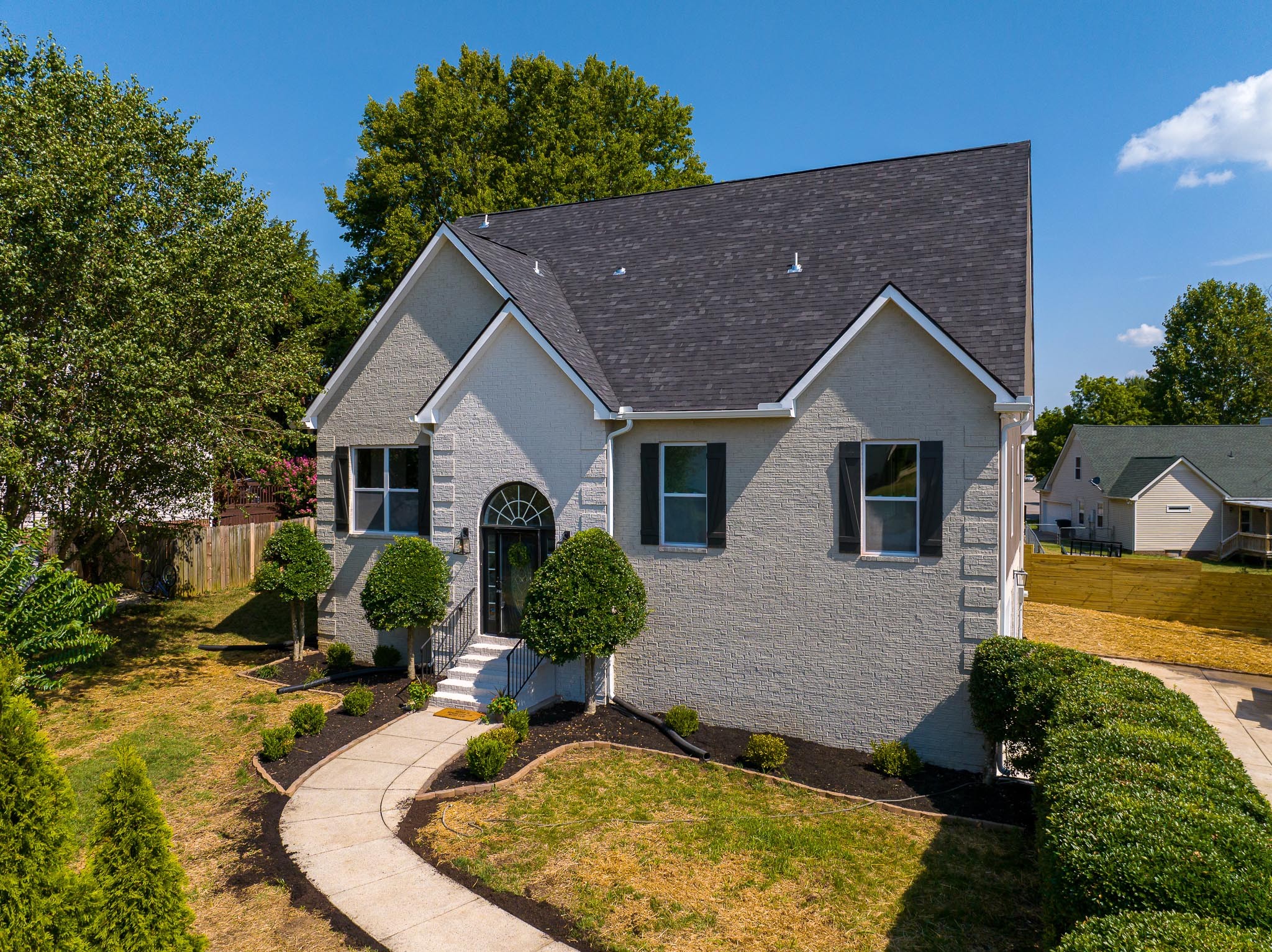 3450 Westbrook Dr