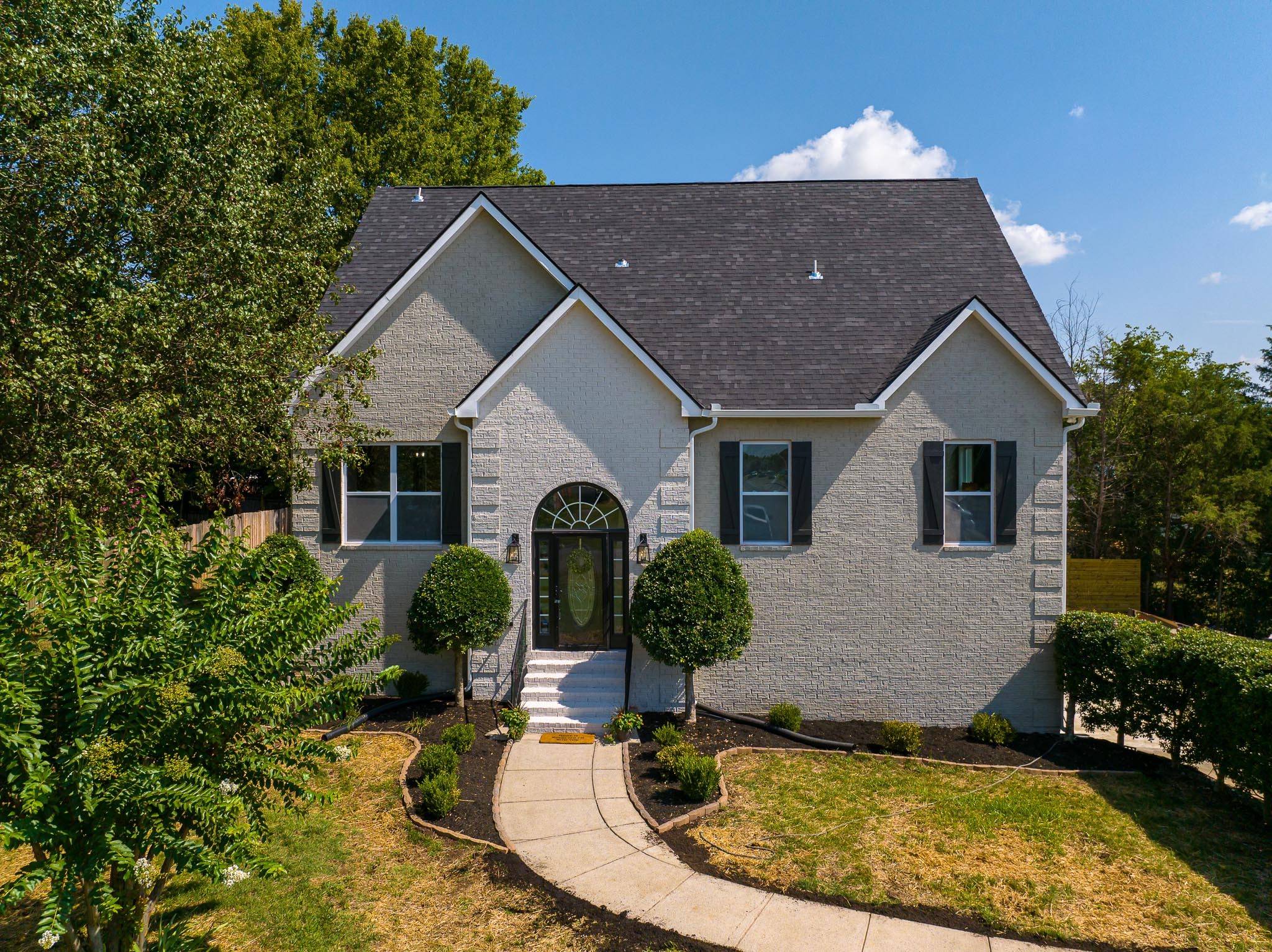 3450 Westbrook Dr
