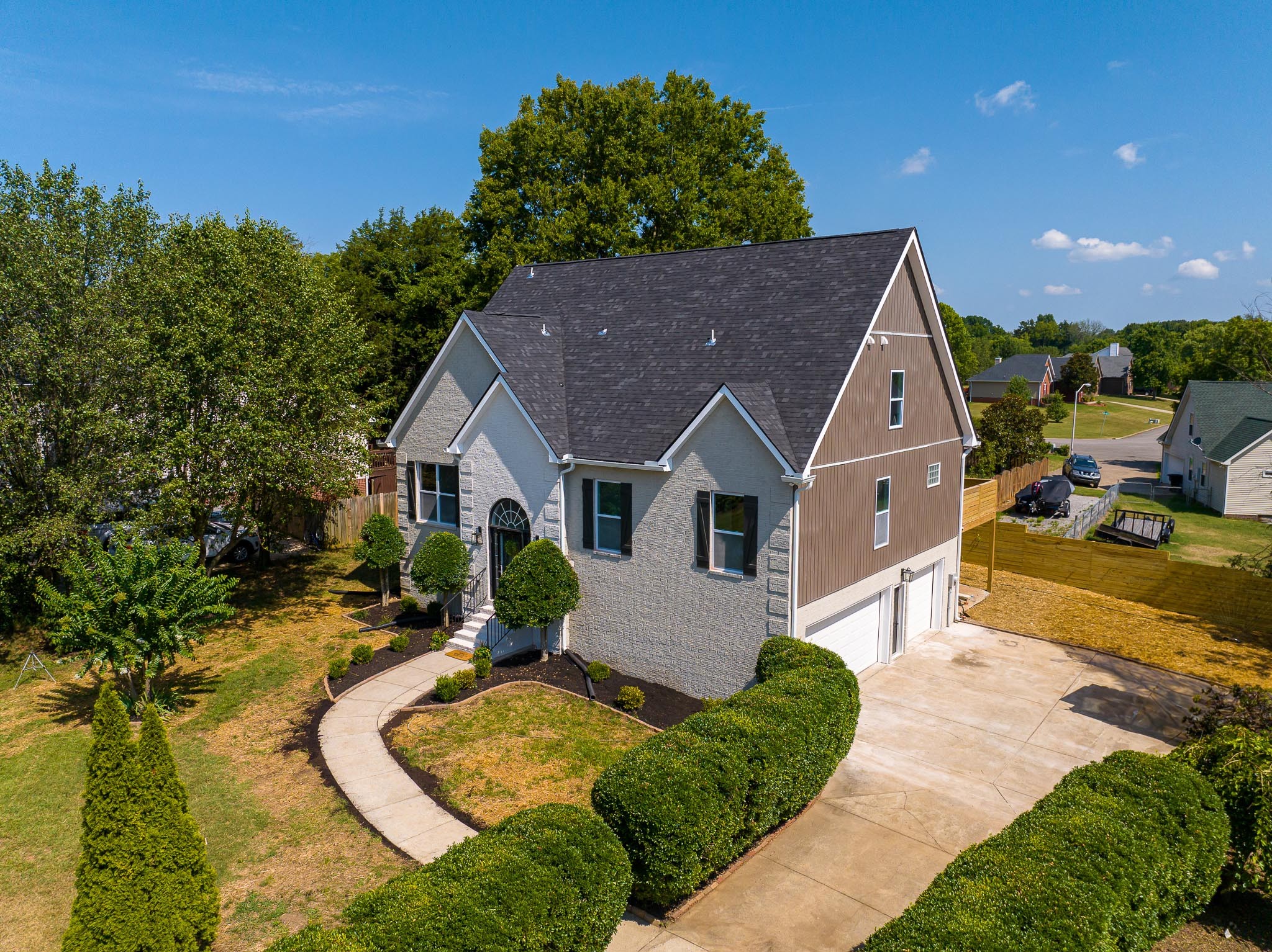 3450 Westbrook Dr