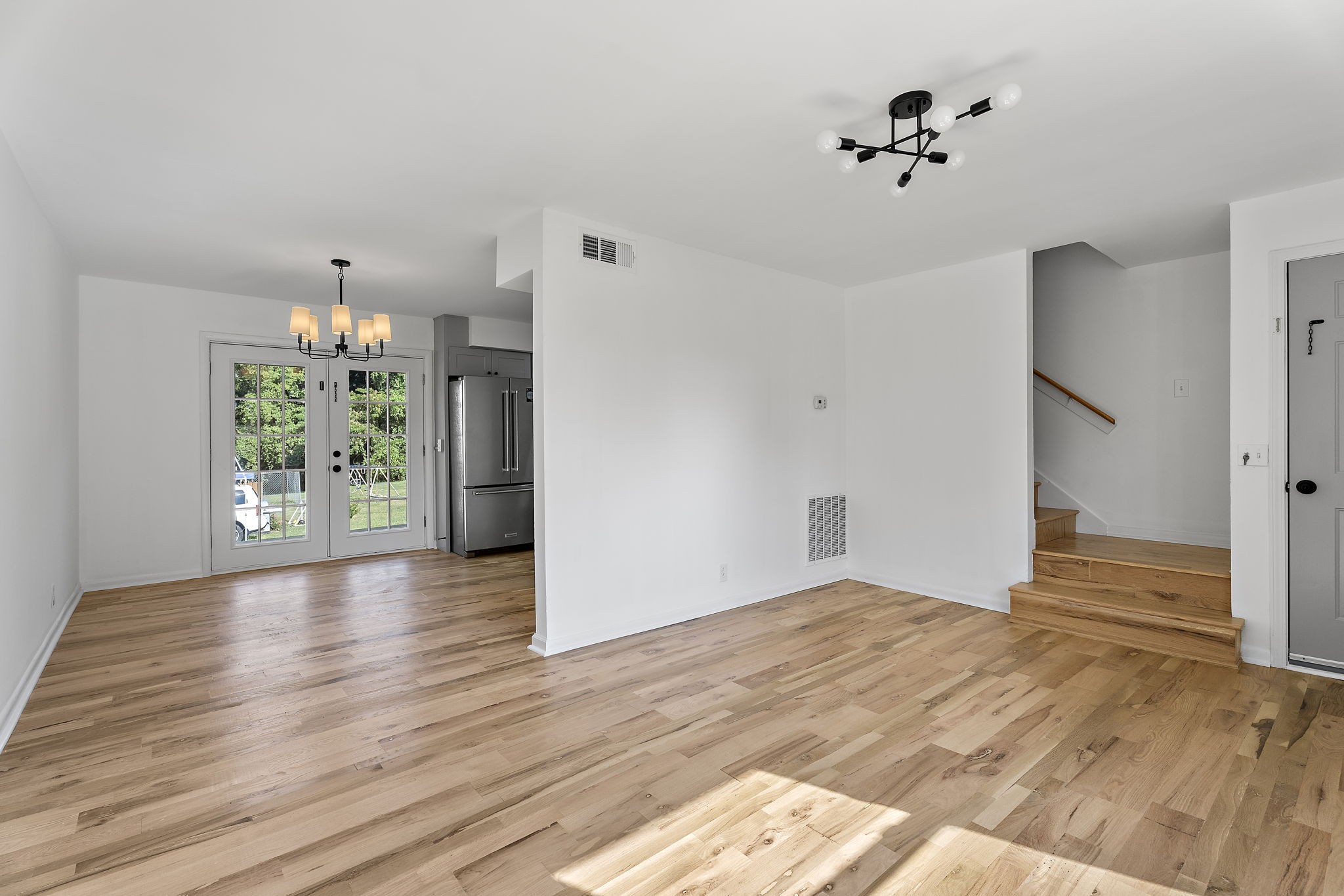 713 McPherson Dr