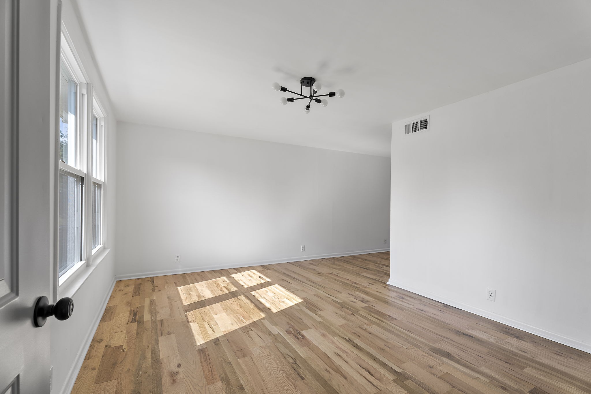 713 McPherson Dr
