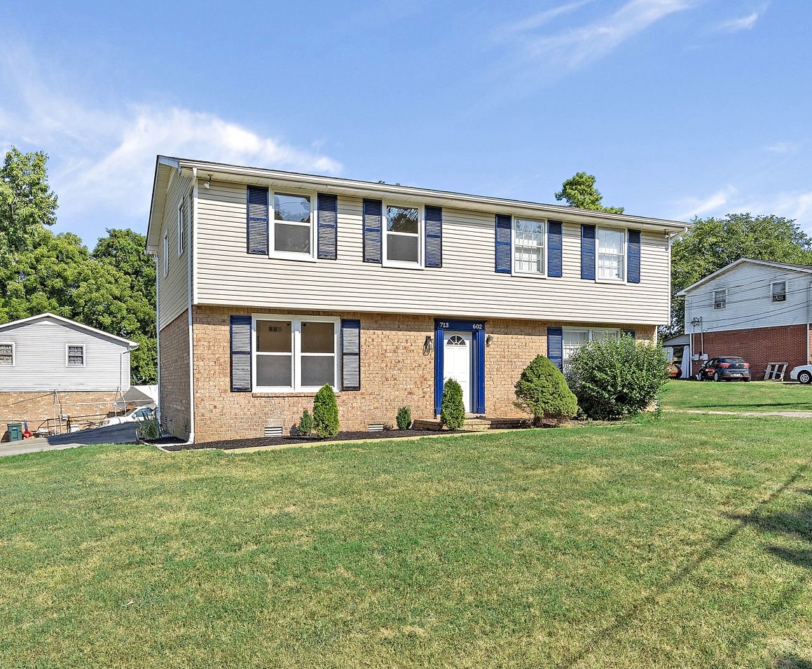 713 McPherson Dr