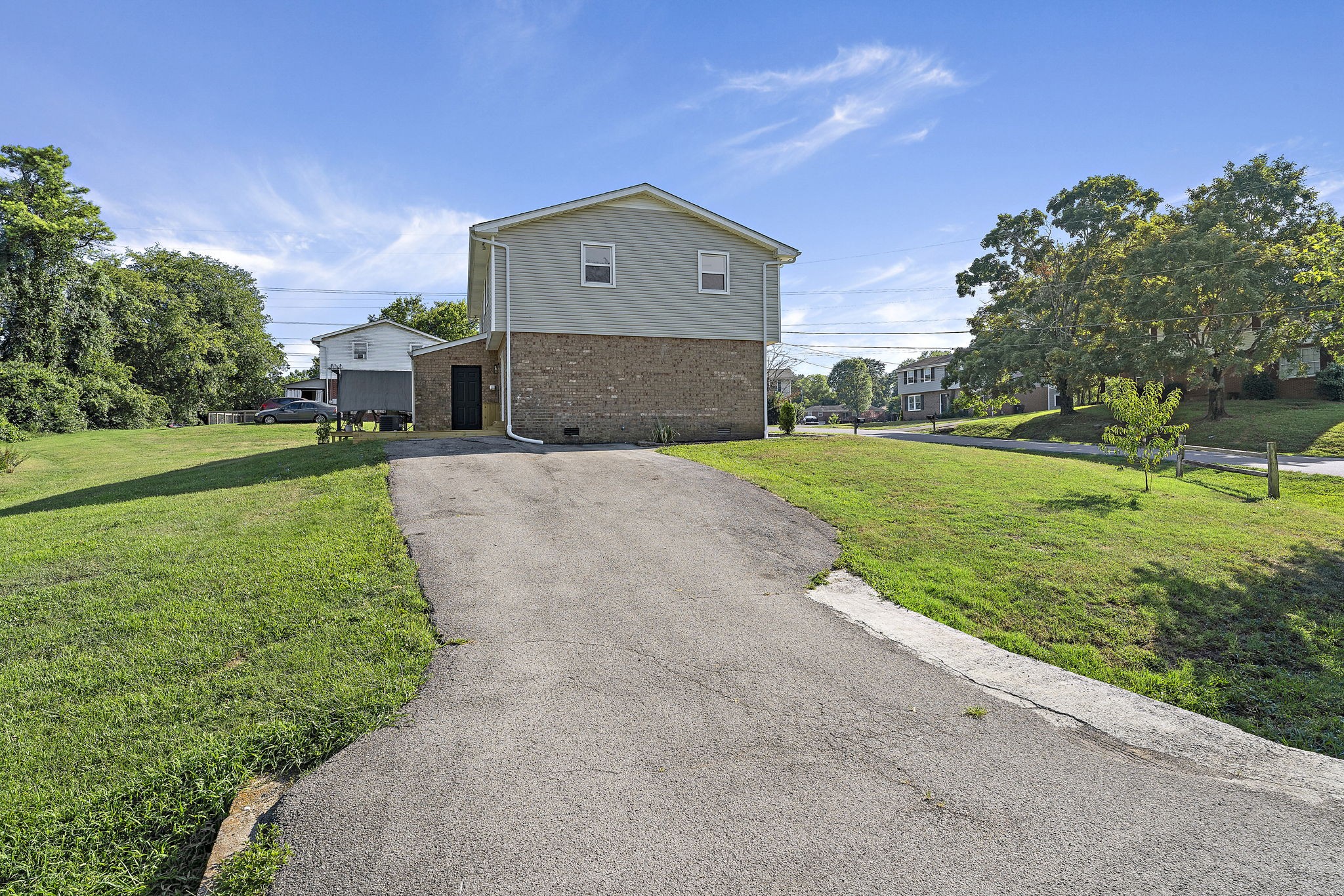 713 McPherson Dr