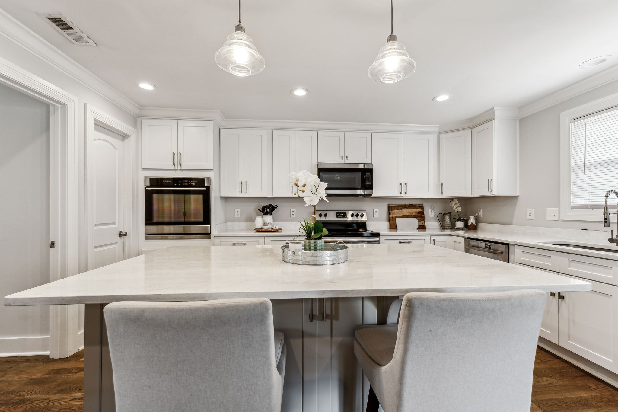 5109 Roxborough Dr